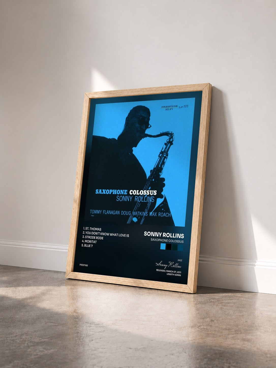 #bois Tableau de l'album Saxophone Colossus de Sonny Rollins vu de trois quarts, cadre en bois brut