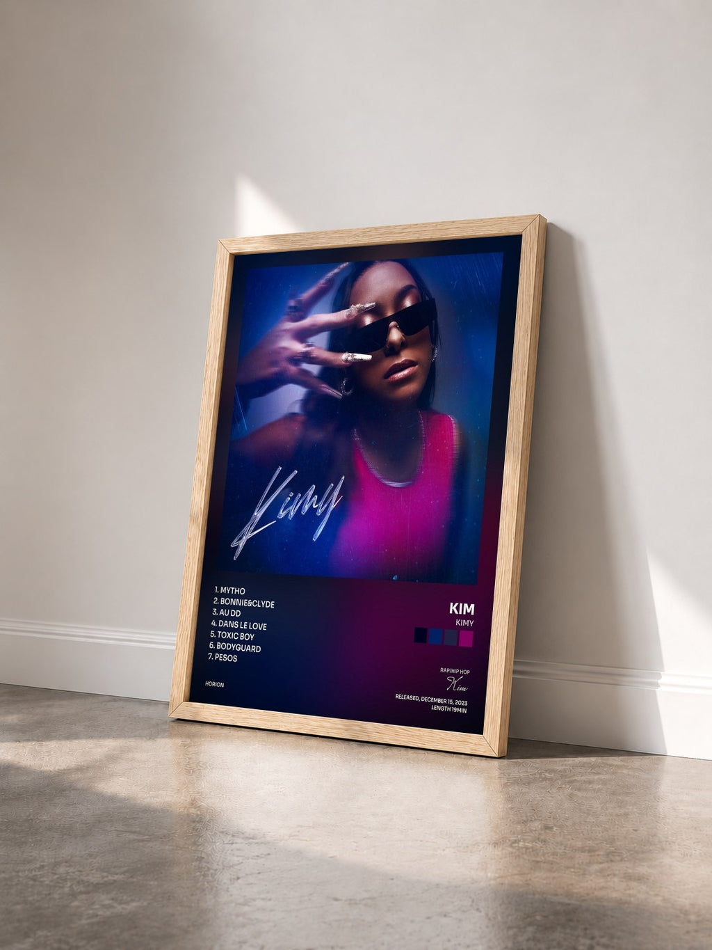 #bois Tableau de l'album Kimy de Kim vu de trois quarts, cadre en bois brut