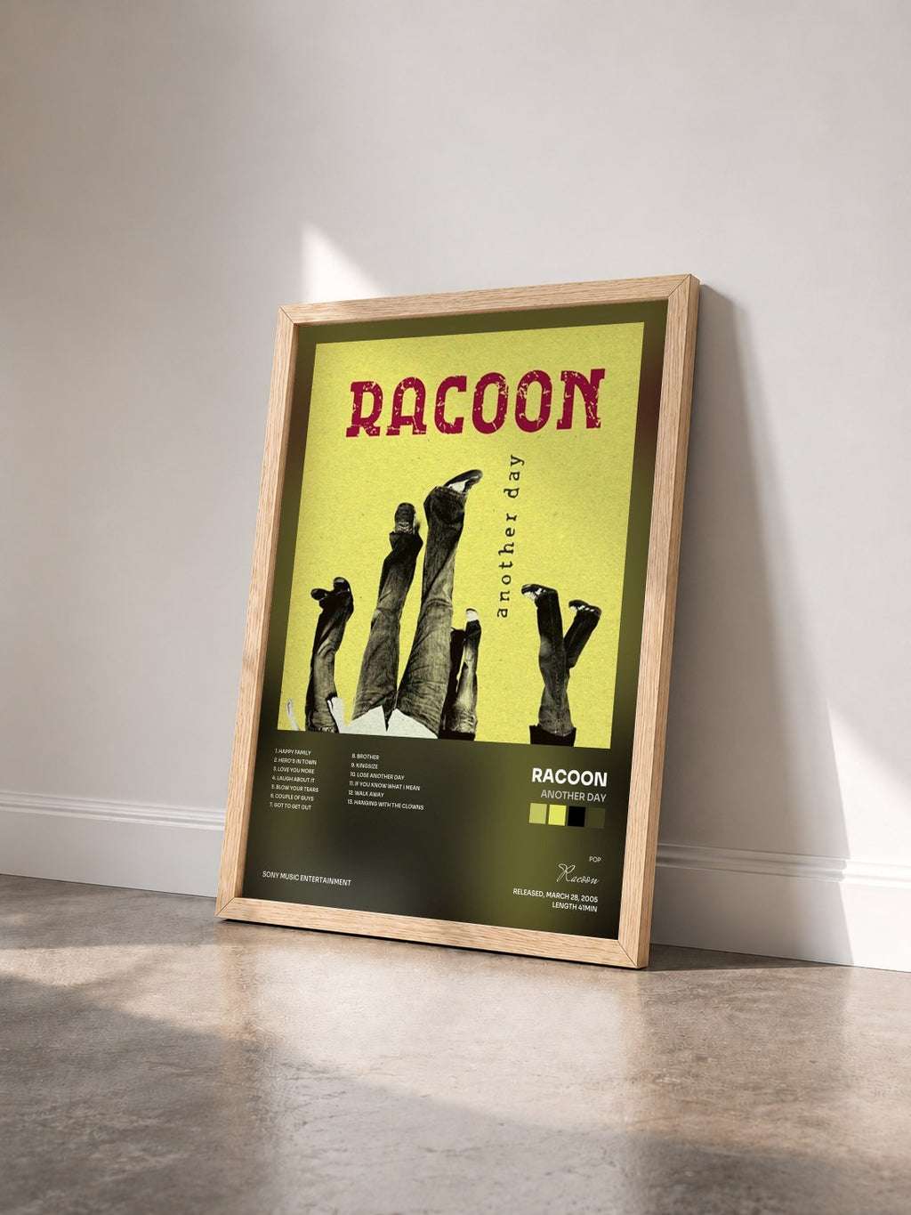 #bois Tableau de l'album Another Day de Racoon vu de trois quarts, cadre en bois brut