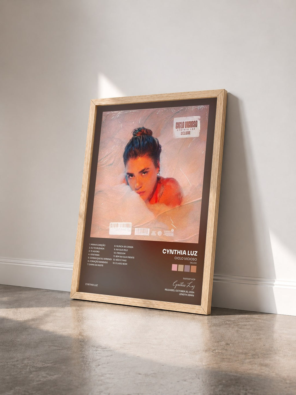 #bois Tableau de l'album Ciclo Vicioso (Deluxe) de Cynthia Luz vu de trois quarts, cadre en bois brut