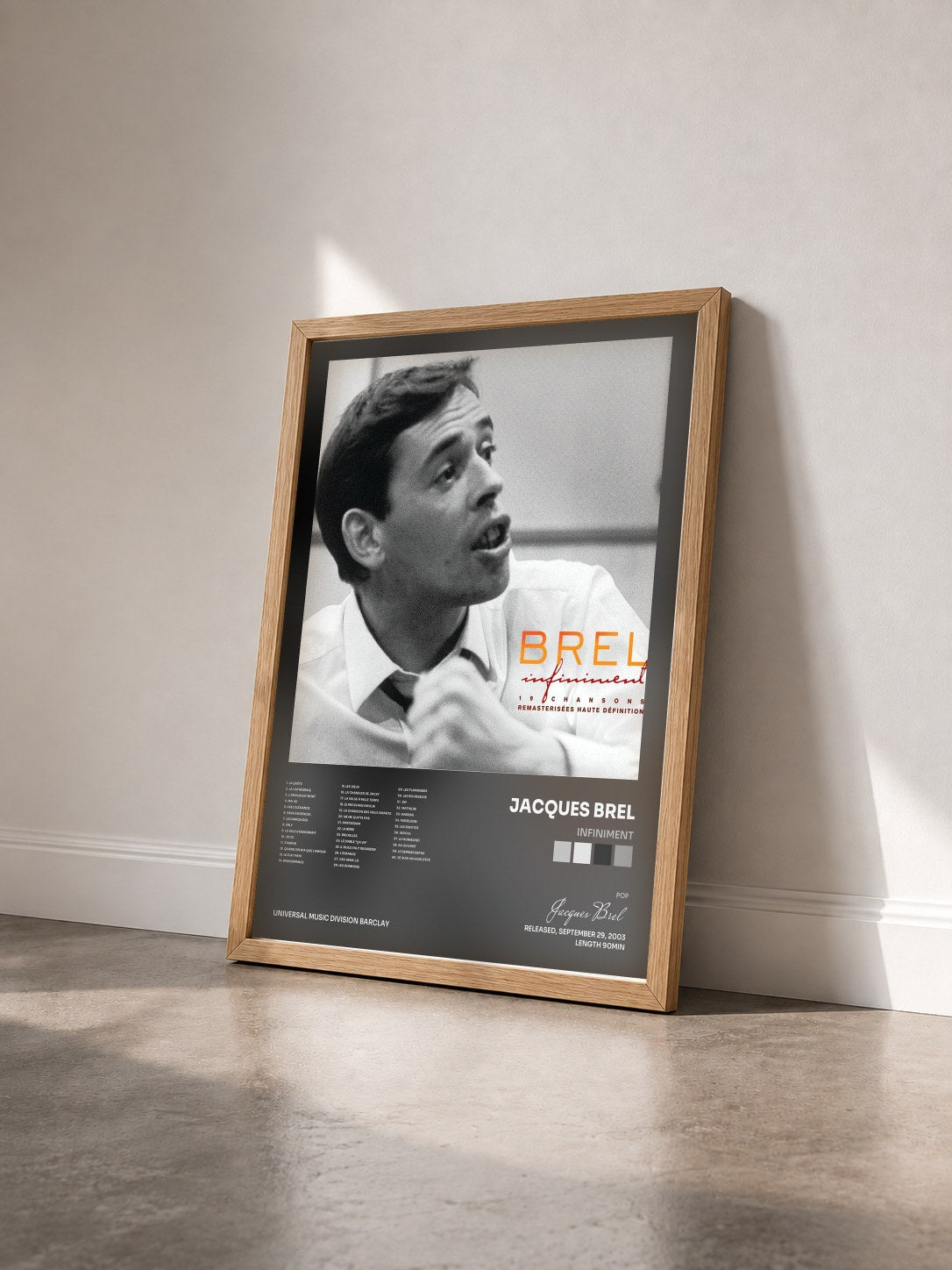 #bois Tableau de l'album Infiniment de Jacques Brel vu de trois quarts, cadre en bois brut