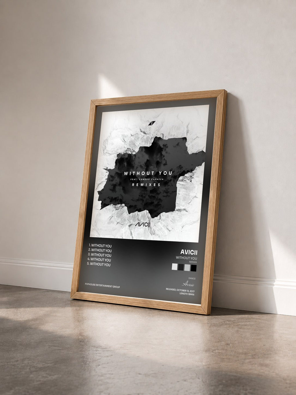#bois Tableau de l'album Without You (Remixes) de Avicii vu de trois quarts, cadre en bois brut