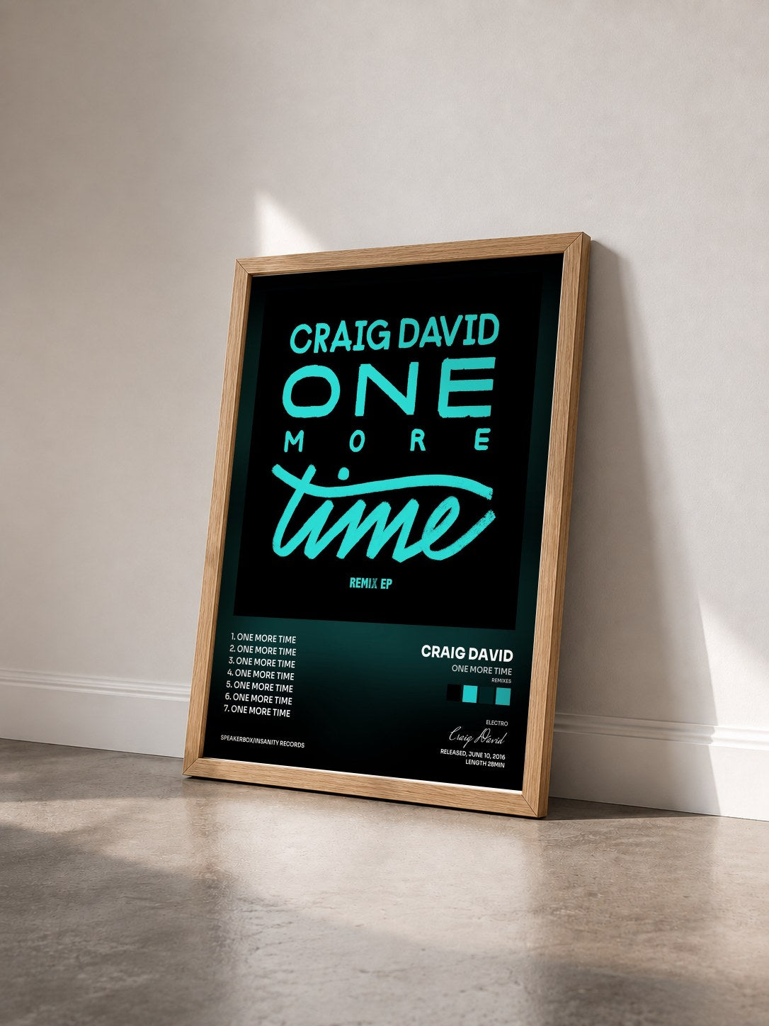#bois Tableau de l'album One More Time (Remixes) de Craig David vu de trois quarts, cadre en bois brut