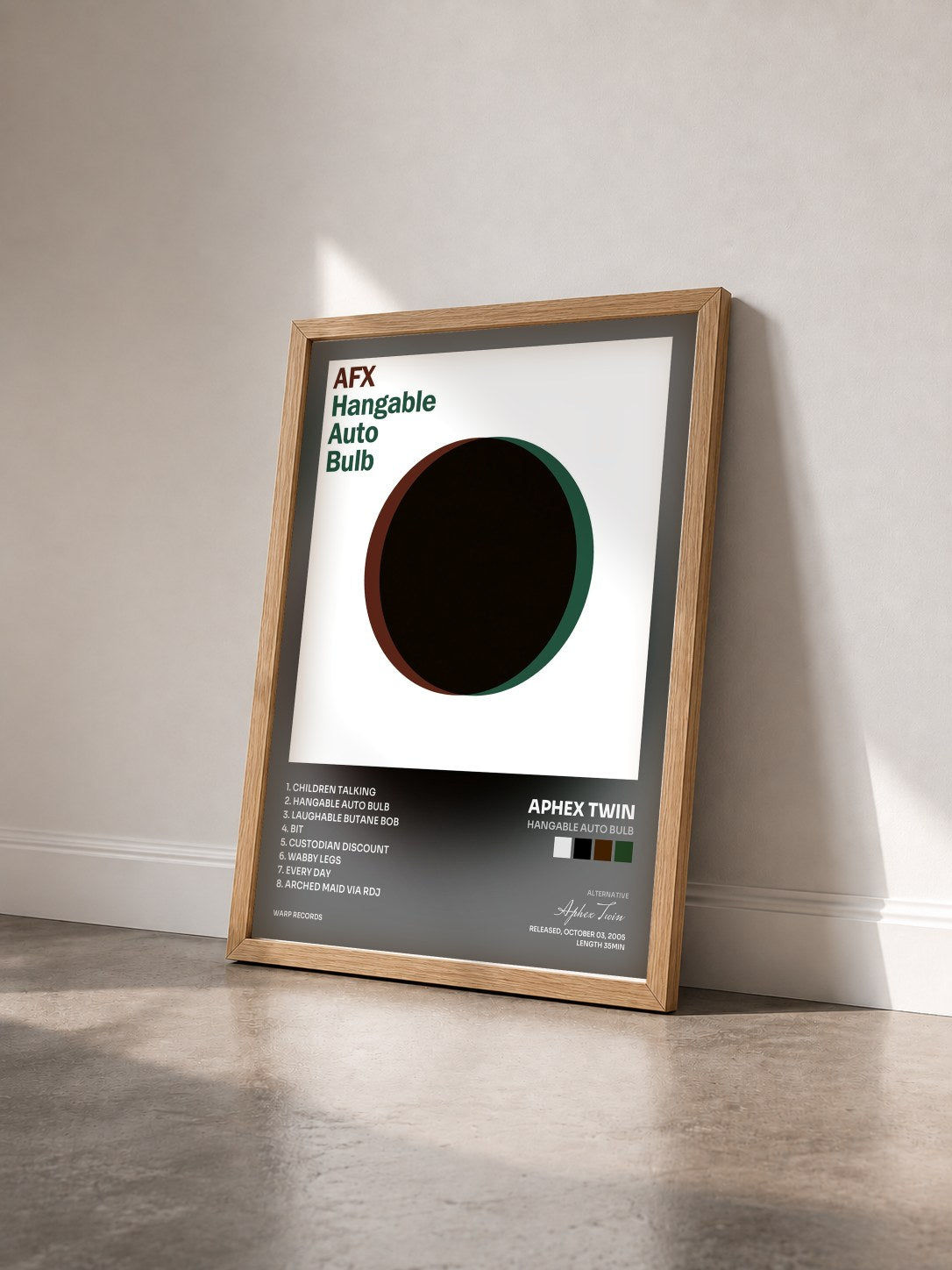 #bois Tableau de l'album Hangable Auto Bulb de Aphex Twin vu de trois quarts, cadre en bois brut