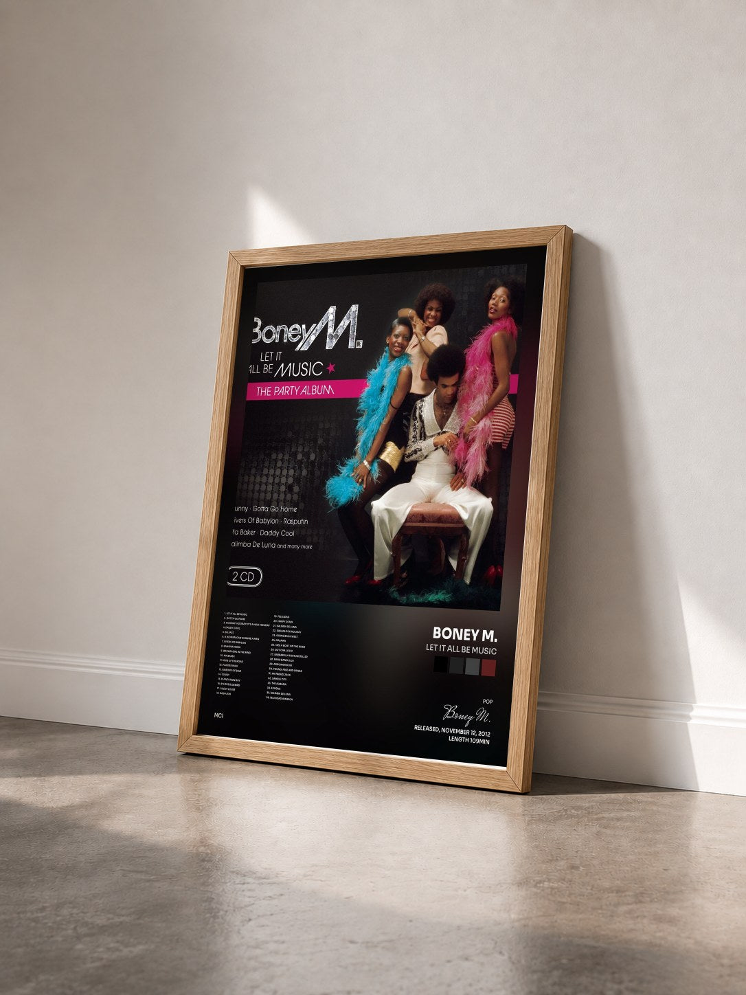#bois Tableau de l'album Let It All Be Music de Boney M. vu de trois quarts, cadre en bois brut