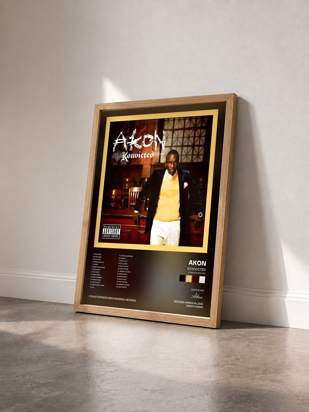 #bois Tableau de l'album Konvicted (Complete Edition) de Akon vu de trois quarts, cadre en bois brut