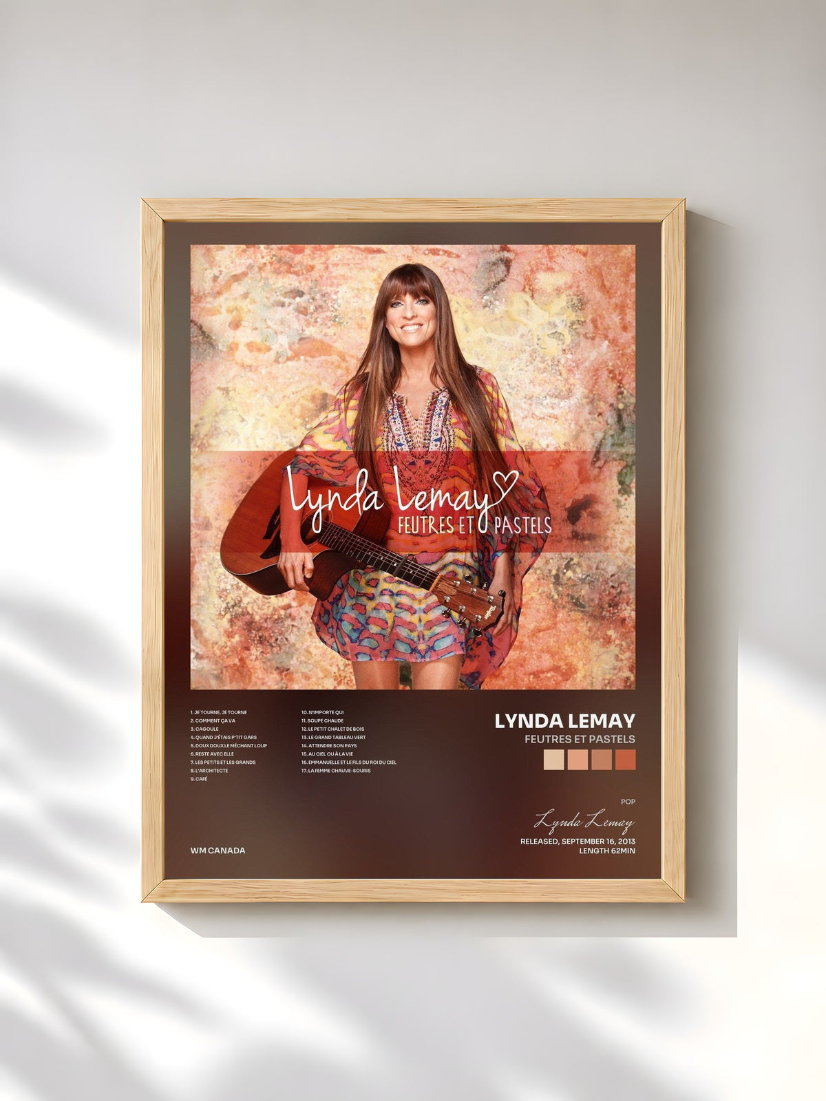 #bois Tableau de l'album Feutres et pastels de Lynda Lemay, cadre en bois brut, imprimé et encadré en France