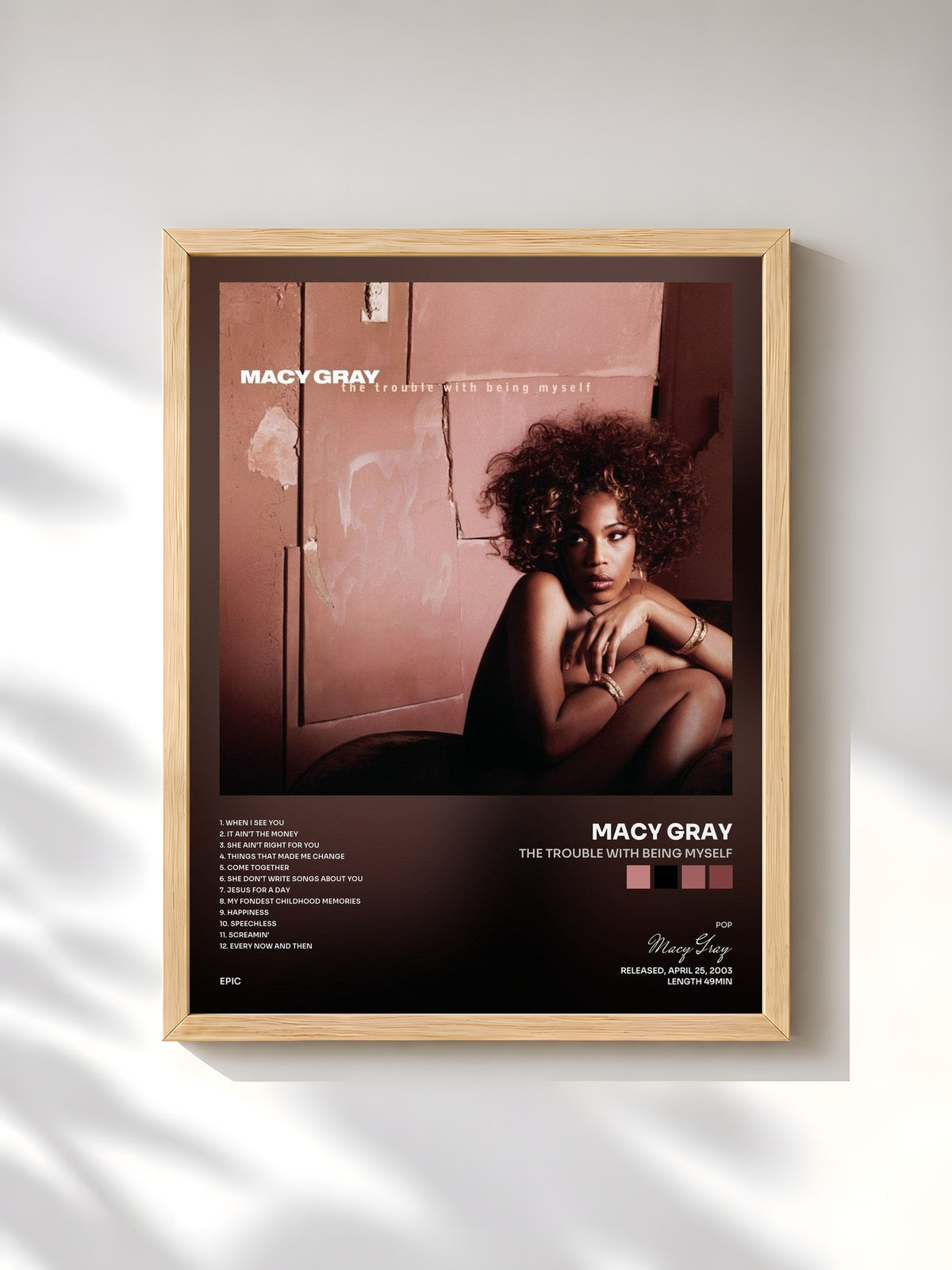 #bois Tableau de l'album The Trouble With Being Myself de Macy Gray, cadre en bois brut, imprimé et encadré en France