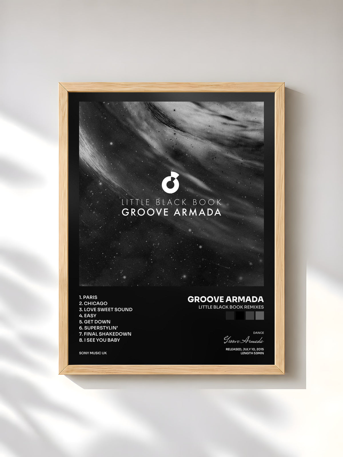 #bois Tableau de l'album Little Black Book Remixes de Groove Armada, cadre en bois brut, imprimé et encadré en France