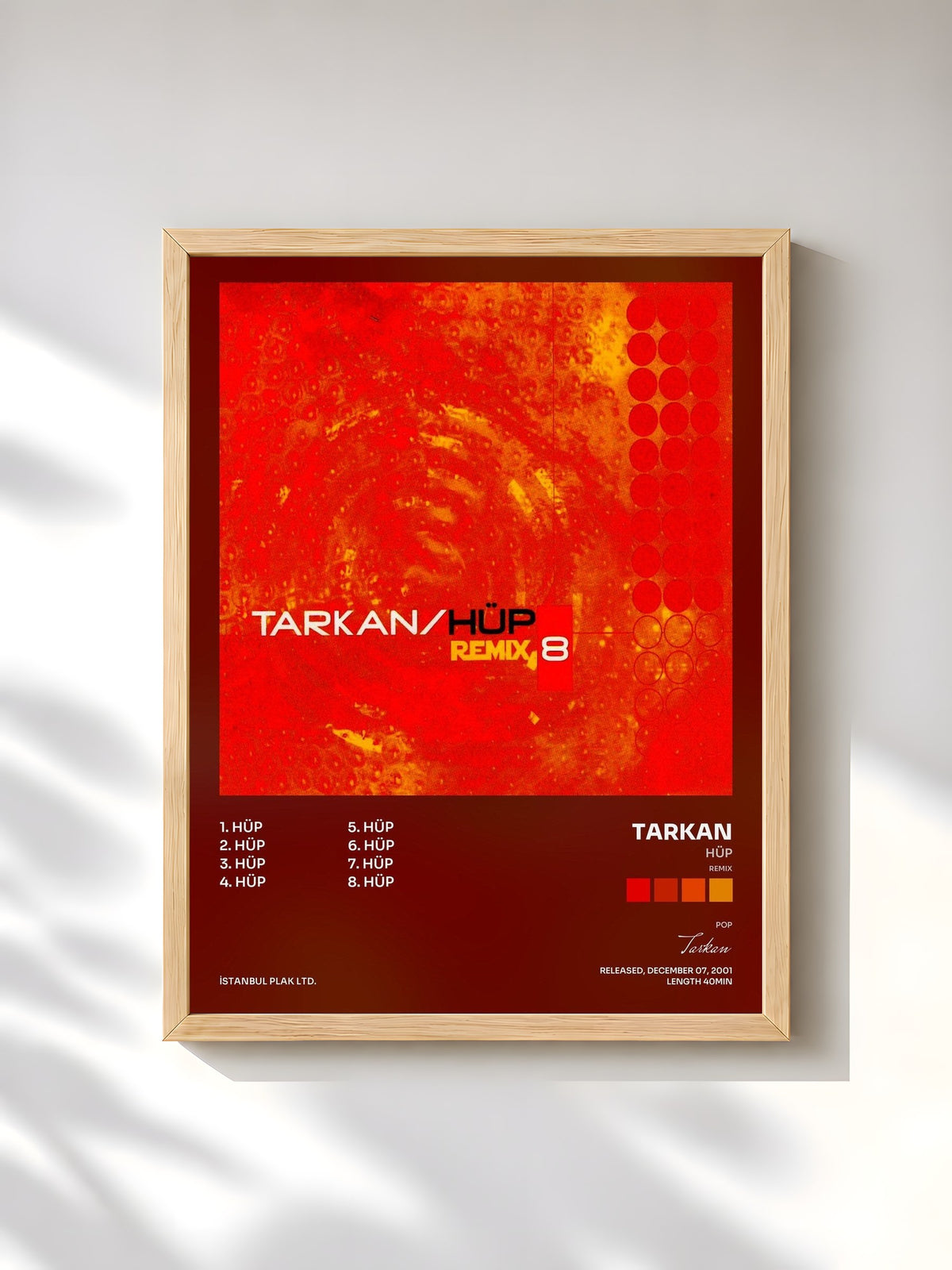 #bois Tableau de l'album Hüp (Remix) de Tarkan, cadre en bois brut, imprimé et encadré en France