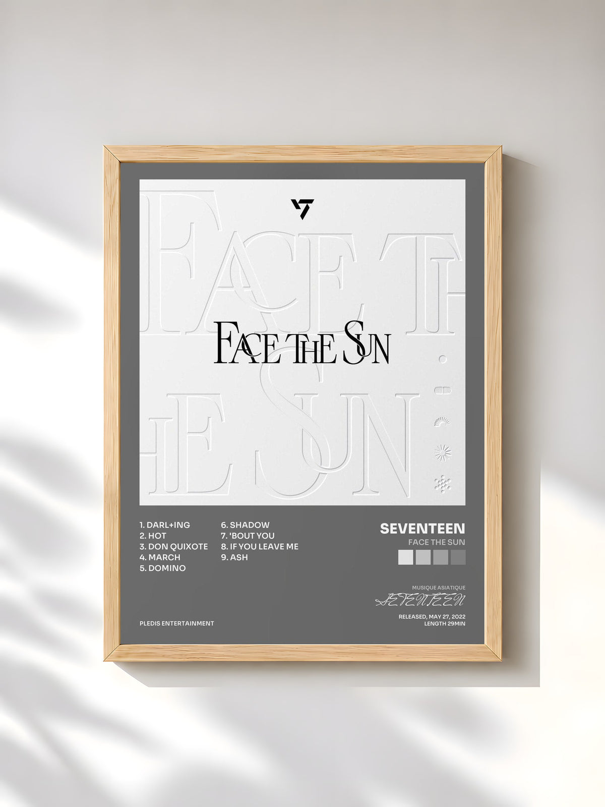 #bois Tableau de l'album Face the Sun de SEVENTEEN, cadre en bois brut, imprimé et encadré en France