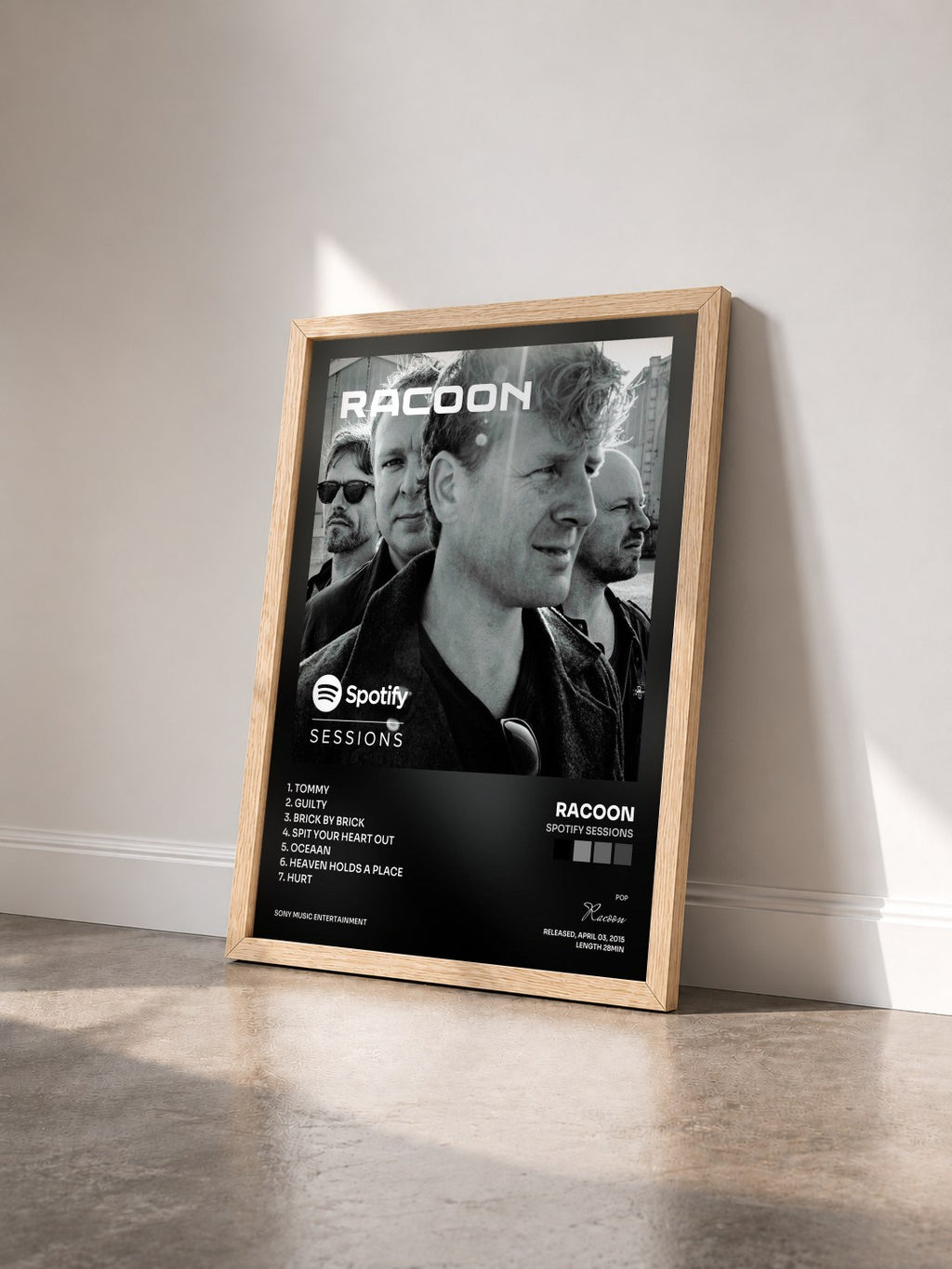 #bois Tableau de l'album Spotify Sessions de Racoon vu de trois quarts, cadre en bois brut