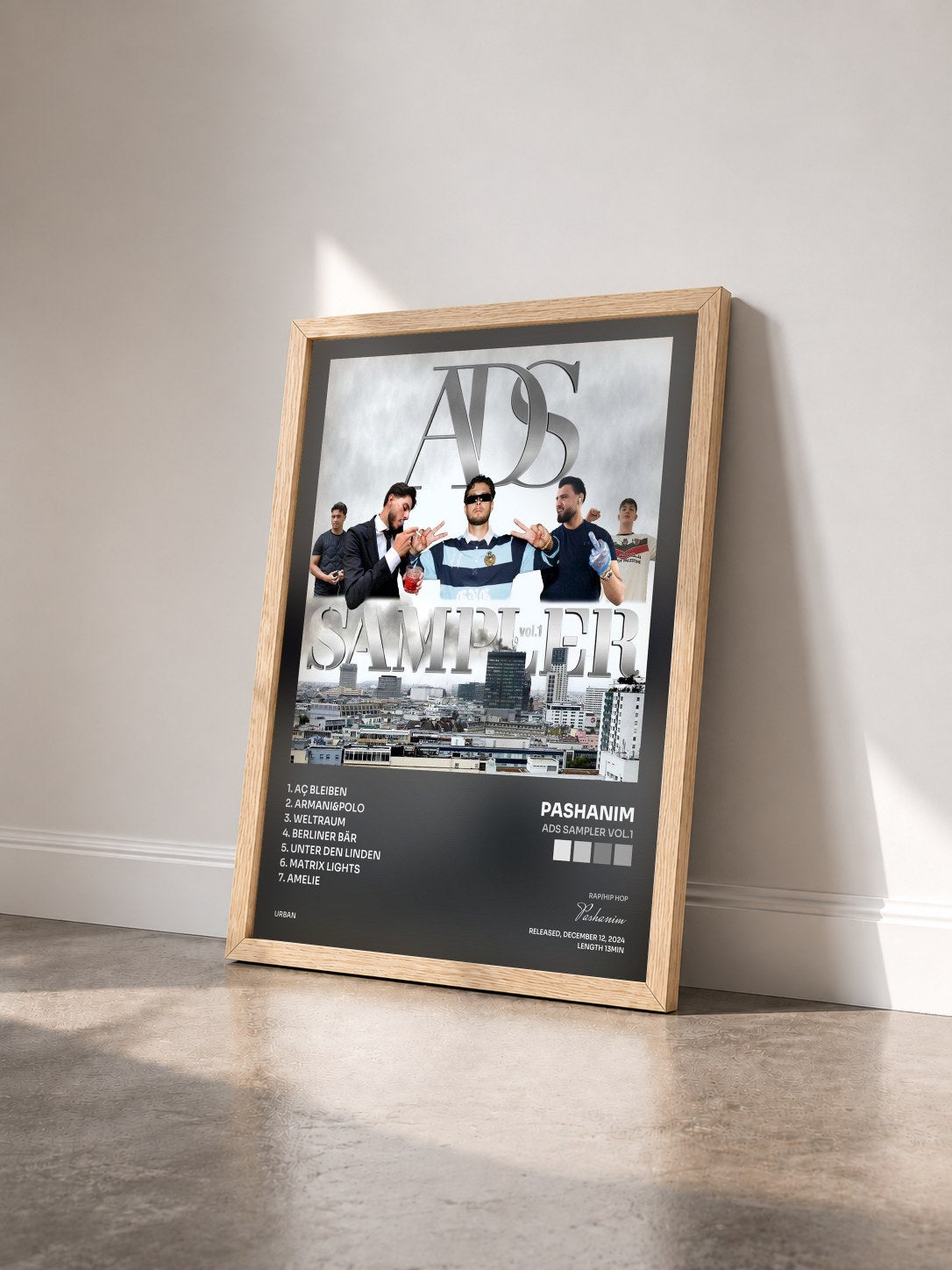 #bois Tableau de l'album ADS Sampler vol.1 de Pashanim vu de trois quarts, cadre en bois brut