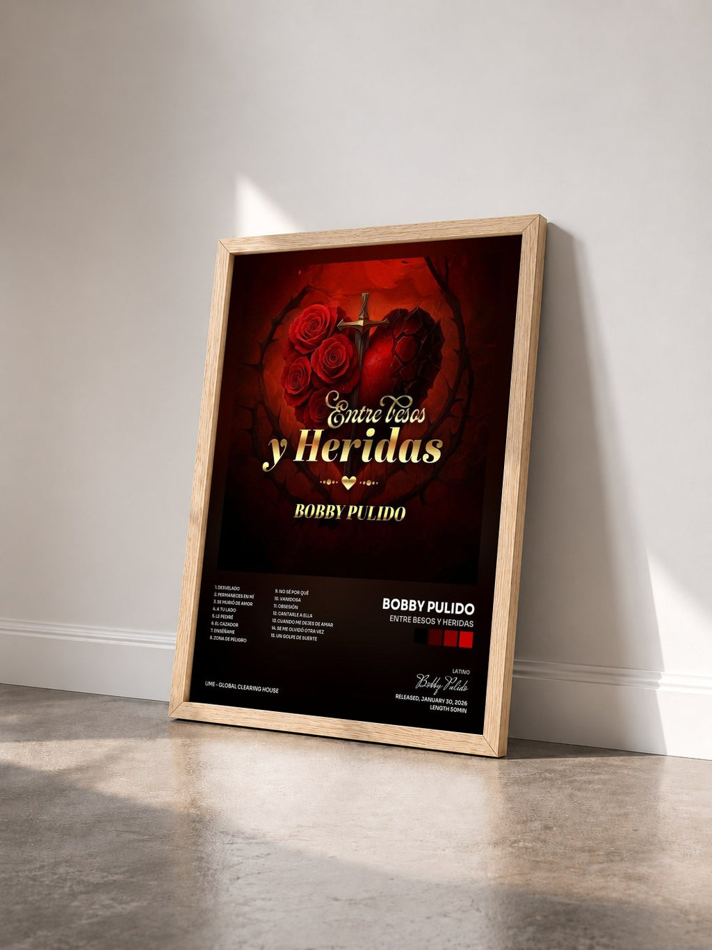 #bois Tableau de l'album Entre Besos Y Heridas de Bobby Pulido vu de trois quarts, cadre en bois brut
