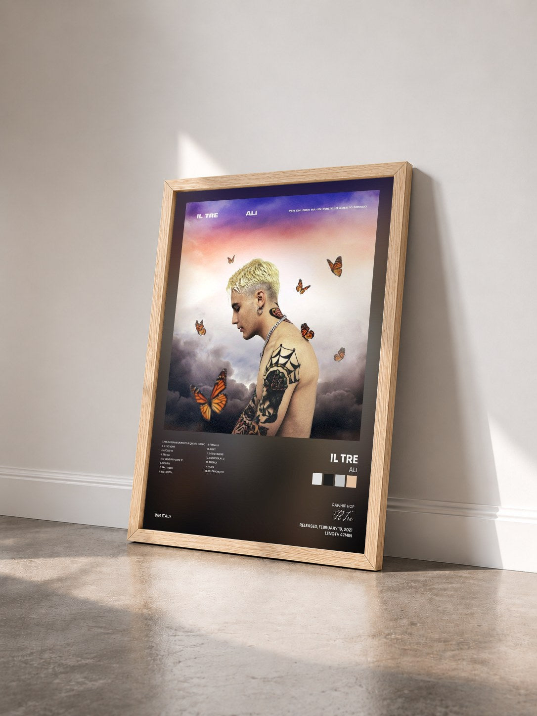 #bois Tableau de l'album ALI de Il Tre vu de trois quarts, cadre en bois brut