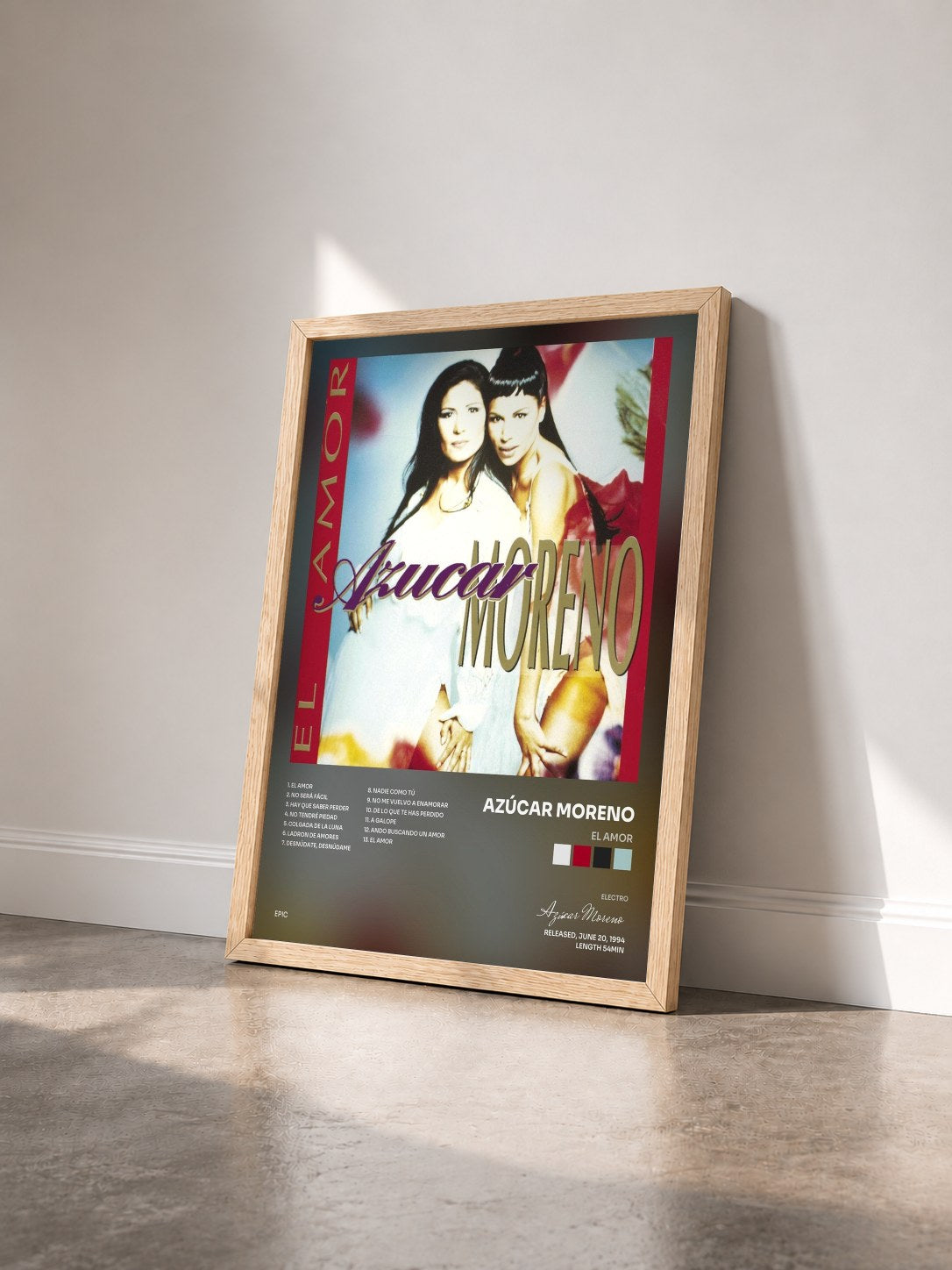 #bois Tableau de l'album El Amor de Azúcar Moreno vu de trois quarts, cadre en bois brut