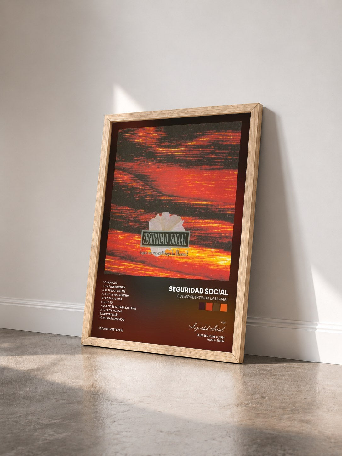#bois Tableau de l'album Que No Se Extinga La Llama! de Seguridad Social vu de trois quarts, cadre en bois brut