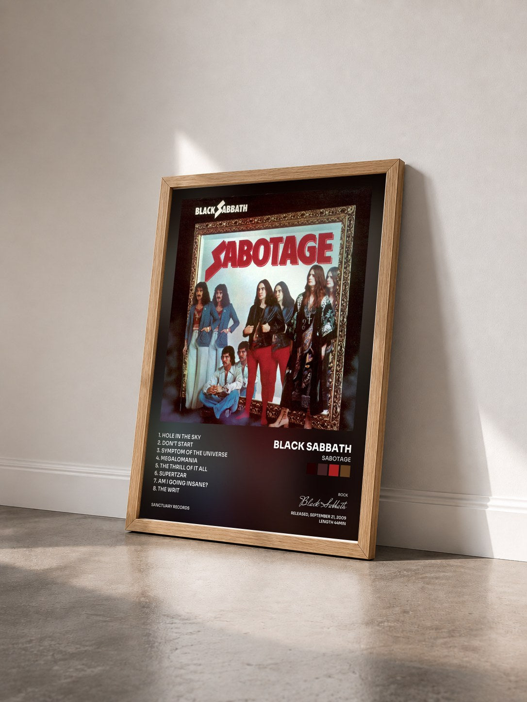 #bois Tableau de l'album Sabotage de Black Sabbath vu de trois quarts, cadre en bois brut