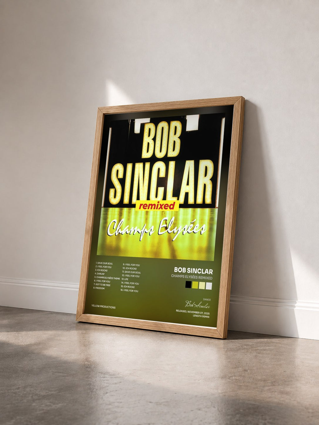 #bois Tableau de l'album Champs Elysées Remixed de Bob Sinclar vu de trois quarts, cadre en bois brut