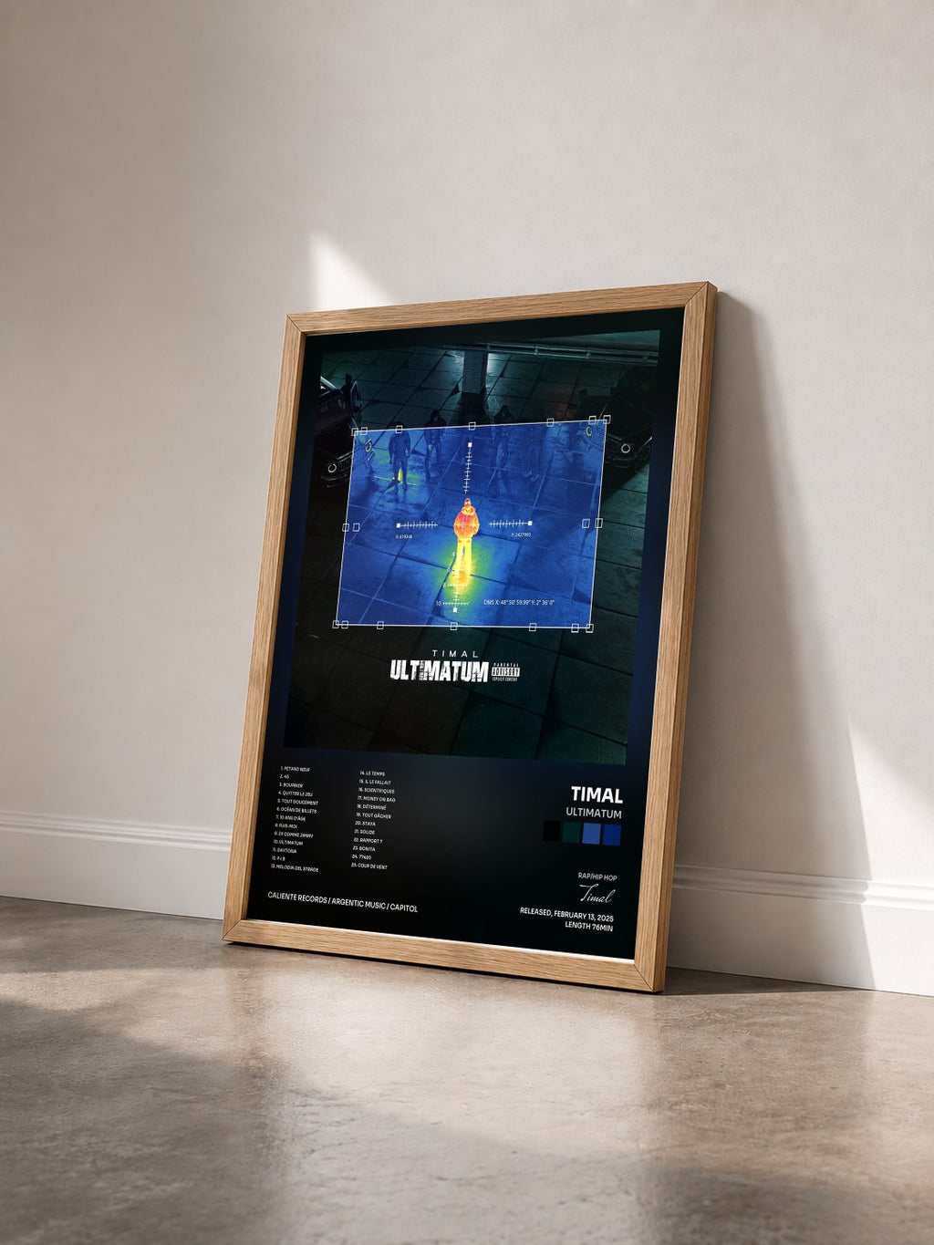 #bois Tableau de l'album ULTIMATUM de Timal vu de trois quarts, cadre en bois brut