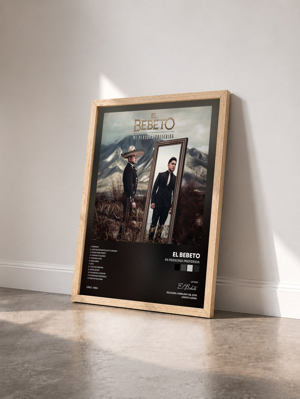 #bois Tableau de l'album Mi Persona Preferida de El Bebeto vu de trois quarts, cadre en bois brut