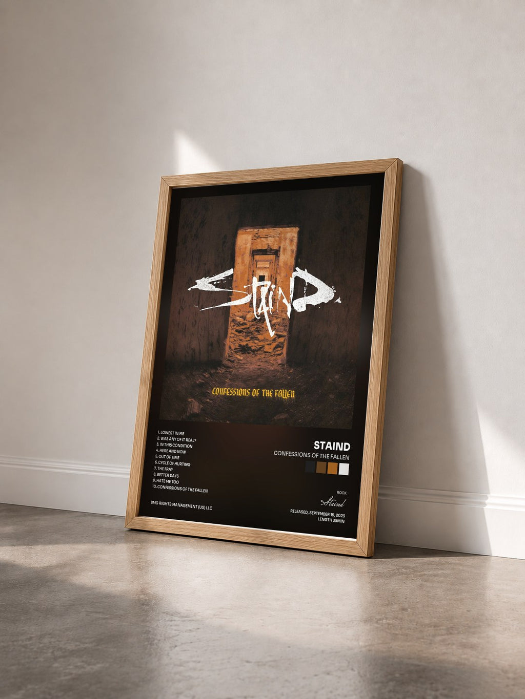 #bois Tableau de l'album Confessions Of The Fallen de Staind vu de trois quarts, cadre en bois brut