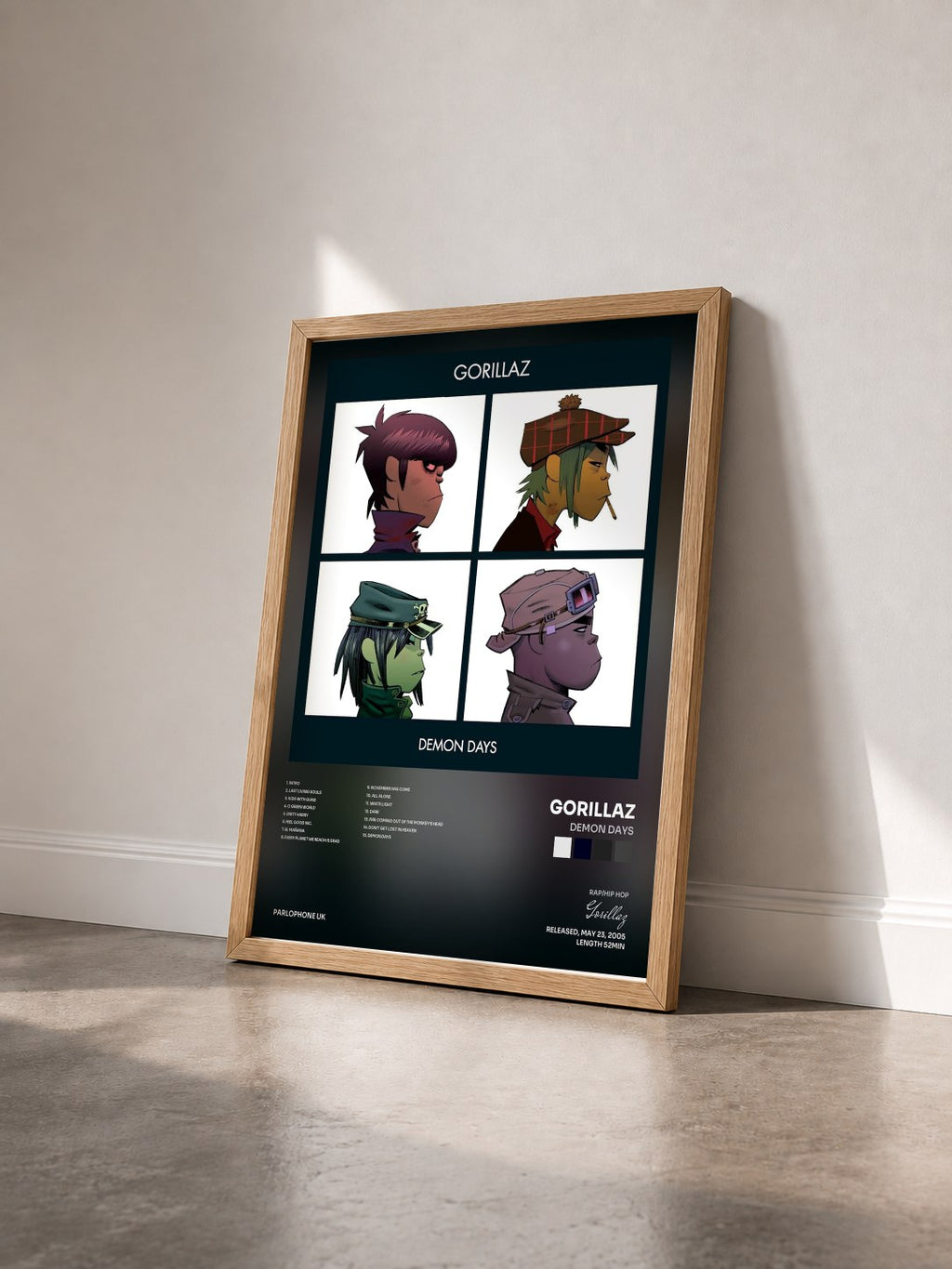 #bois Tableau de l'album Demon Days de Gorillaz vu de trois quarts, cadre en bois brut