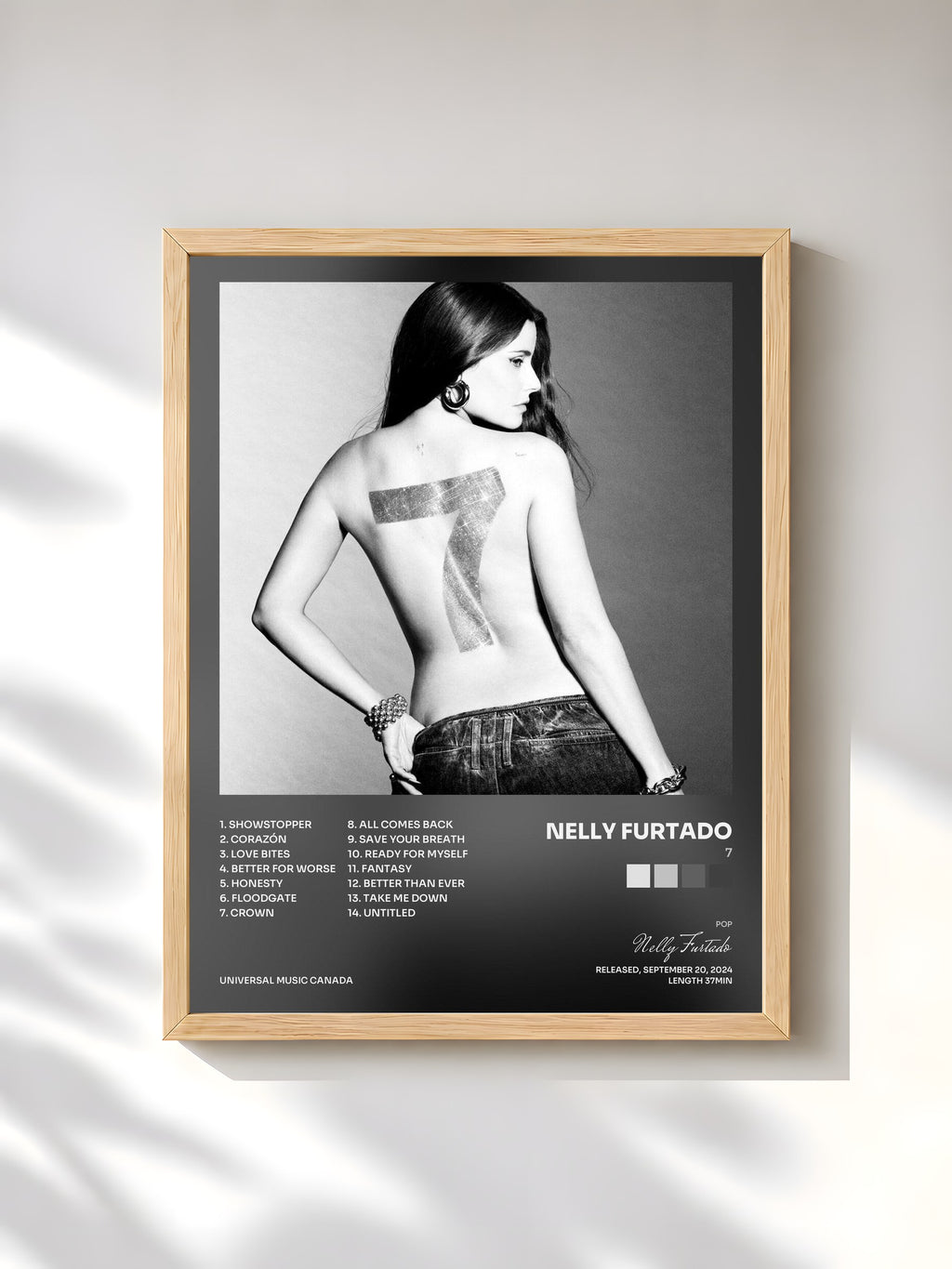 #bois Tableau de l'album 7 de Nelly Furtado, cadre en bois brut, imprimé et encadré en France