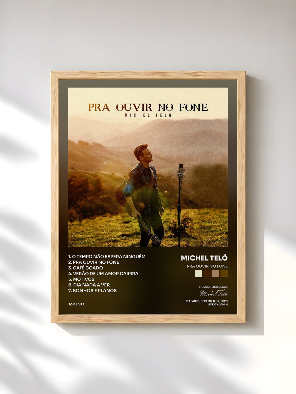#bois Tableau de l'album Pra Ouvir No Fone de Michel Teló, cadre en bois brut, imprimé et encadré en France