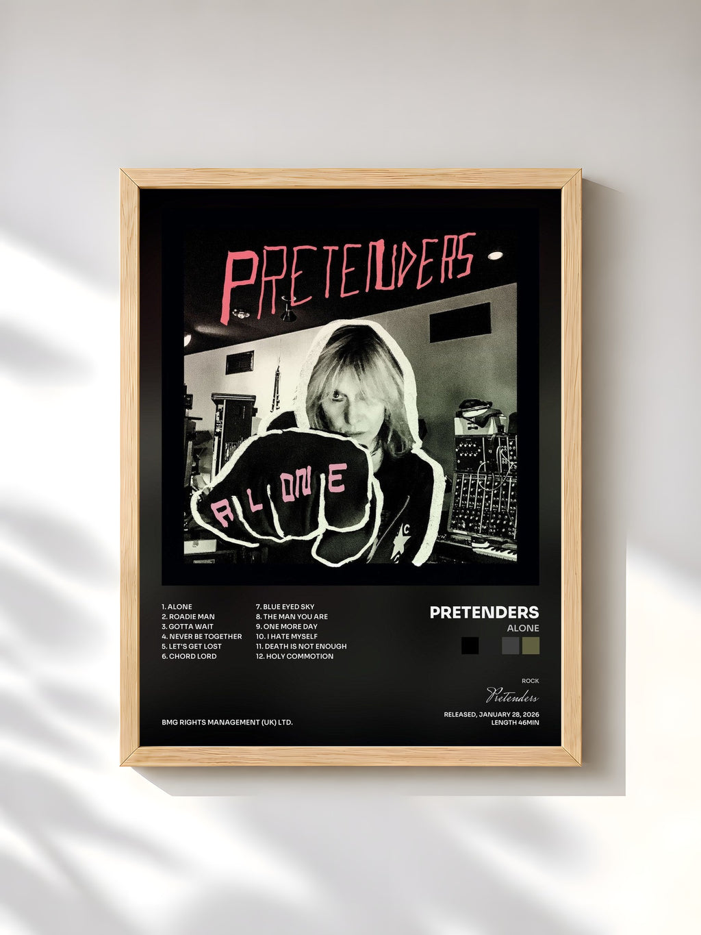 #bois Tableau de l'album Alone de Pretenders, cadre en bois brut, imprimé et encadré en France