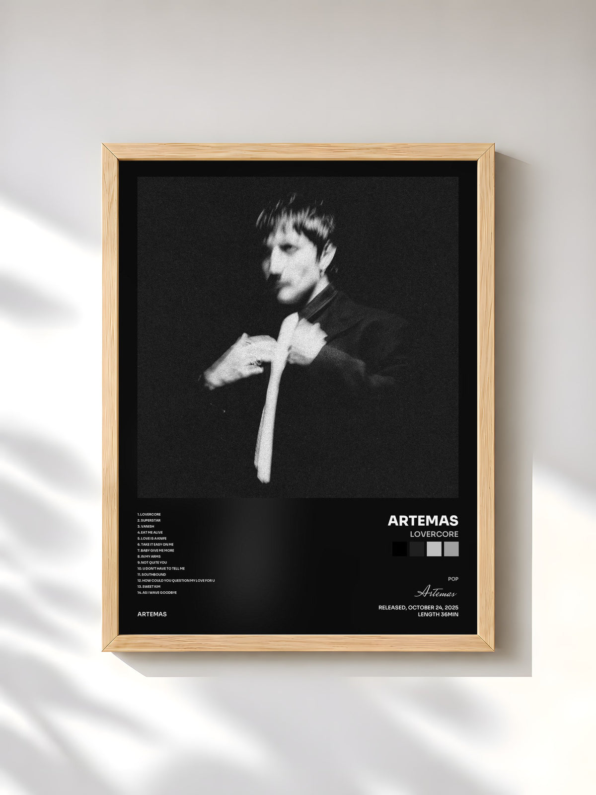 #bois Tableau de l'album LOVERCORE de Artemas, cadre en bois brut, imprimé et encadré en France