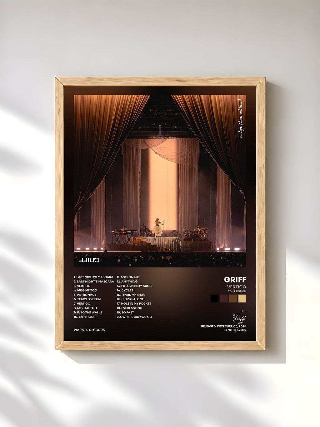 #bois Tableau de l'album Vertigo (Tour Edition) de Griff, cadre en bois brut, imprimé et encadré en France