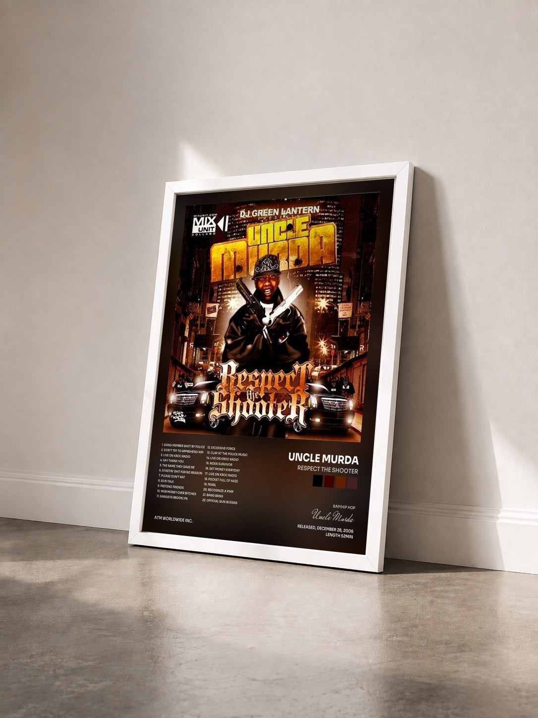 #blanc Tableau de l'album Respect the Shooter de Uncle Murda vu de trois quarts, cadre blanc