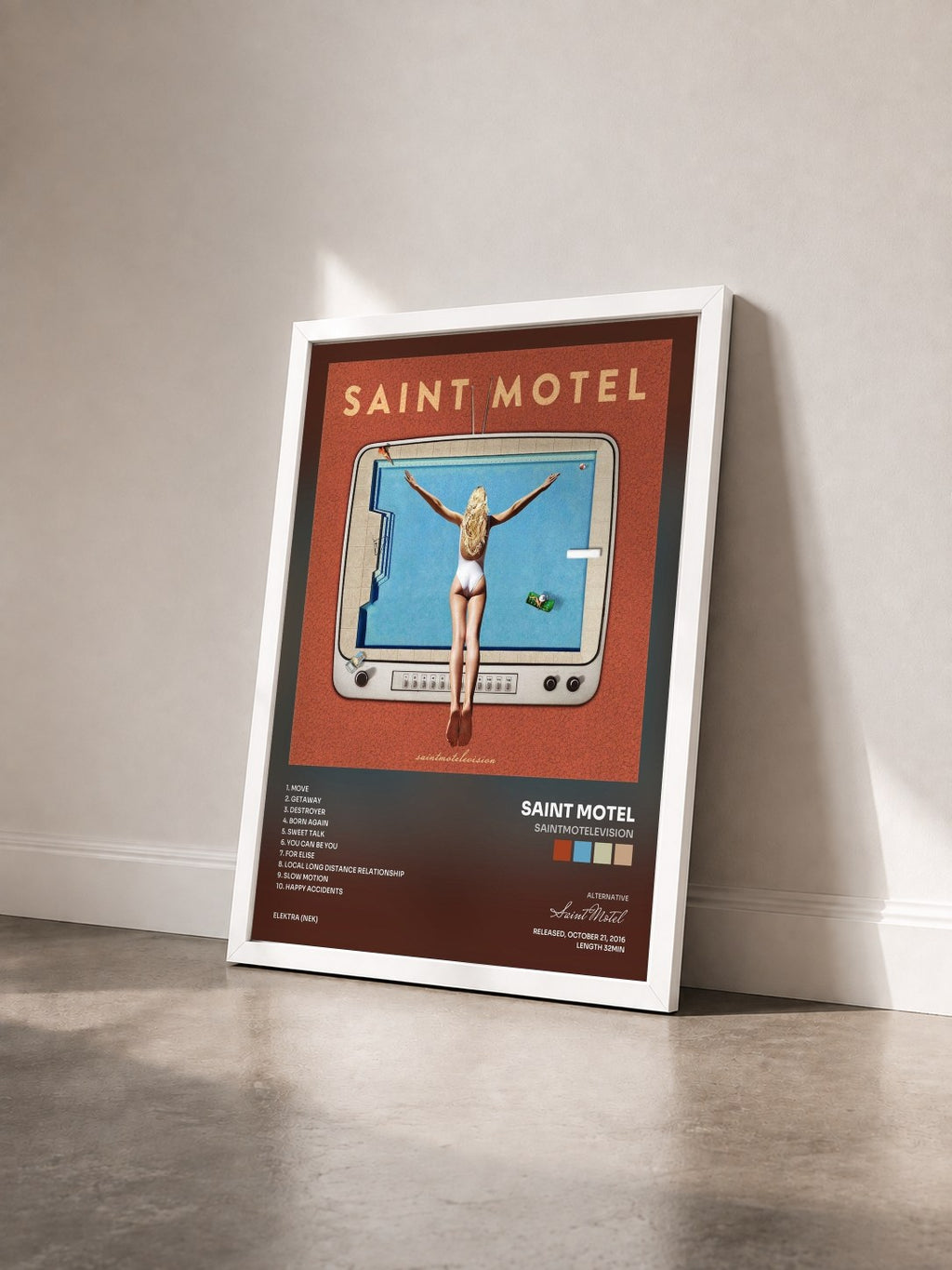 #blanc Tableau de l'album saintmotelevision de Saint Motel vu de trois quarts, cadre blanc