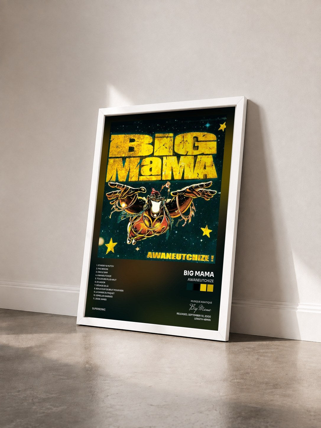 #blanc Tableau de l'album Awaneutchize de Big Mama vu de trois quarts, cadre blanc