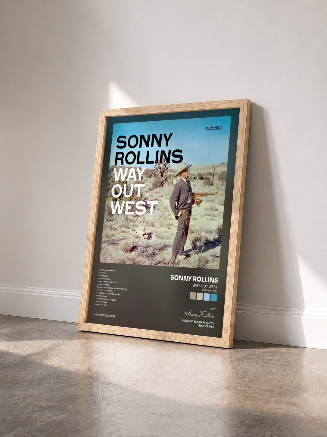 #bois Tableau de l'album Way Out West (Deluxe Edition) de Sonny Rollins vu de trois quarts, cadre en bois brut