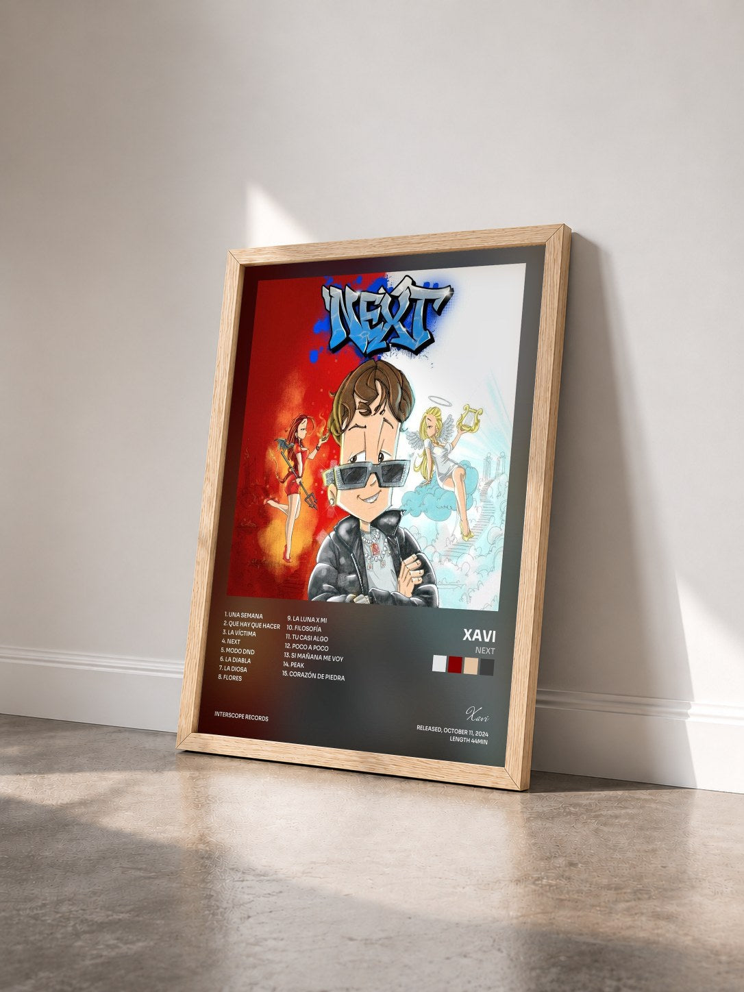 #bois Tableau de l'album NEXT de Xavi vu de trois quarts, cadre en bois brut