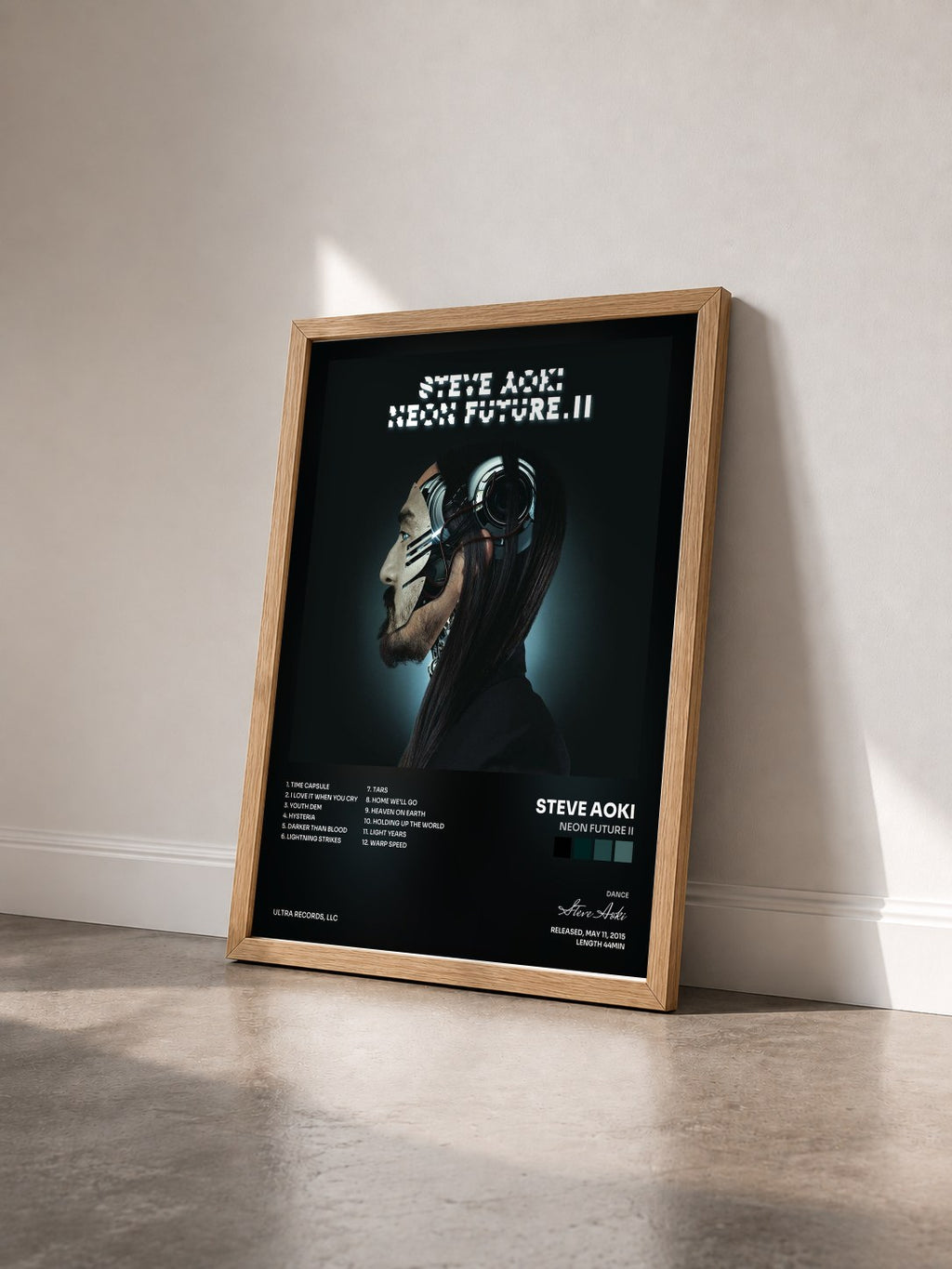 #bois Tableau de l'album Neon Future II de Steve Aoki vu de trois quarts, cadre en bois brut