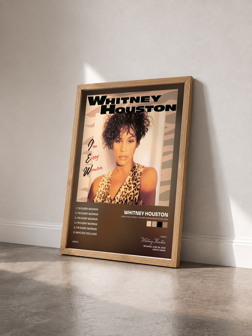#bois Tableau de l'album Dance Vault Mixes - I'm Every Woman/Who Do You Love de Whitney Houston vu de trois quarts, cadre en bois brut