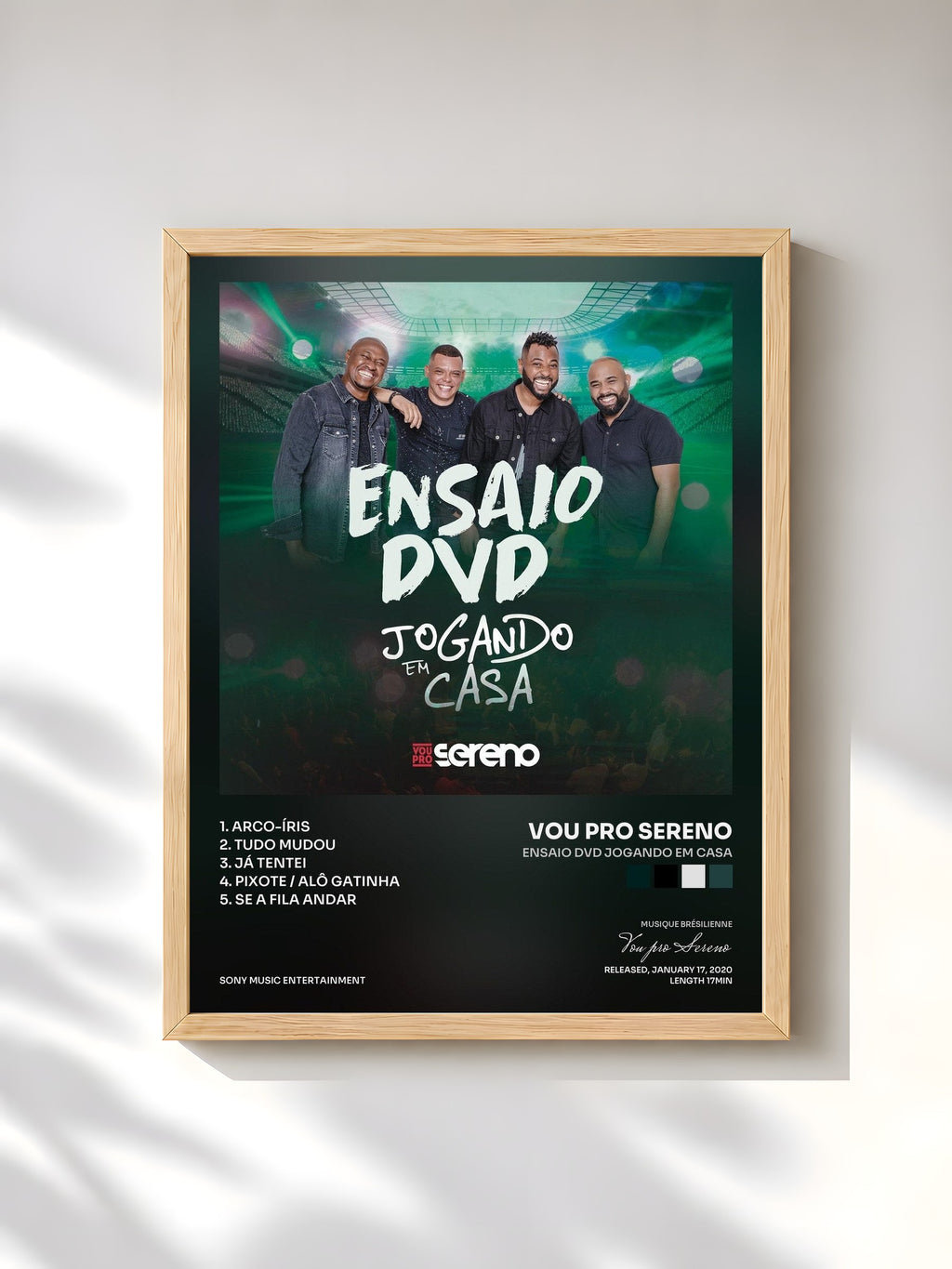 #bois Tableau de l'album Ensaio DVD Jogando em Casa de Vou pro Sereno, cadre en bois brut, imprimé et encadré en France