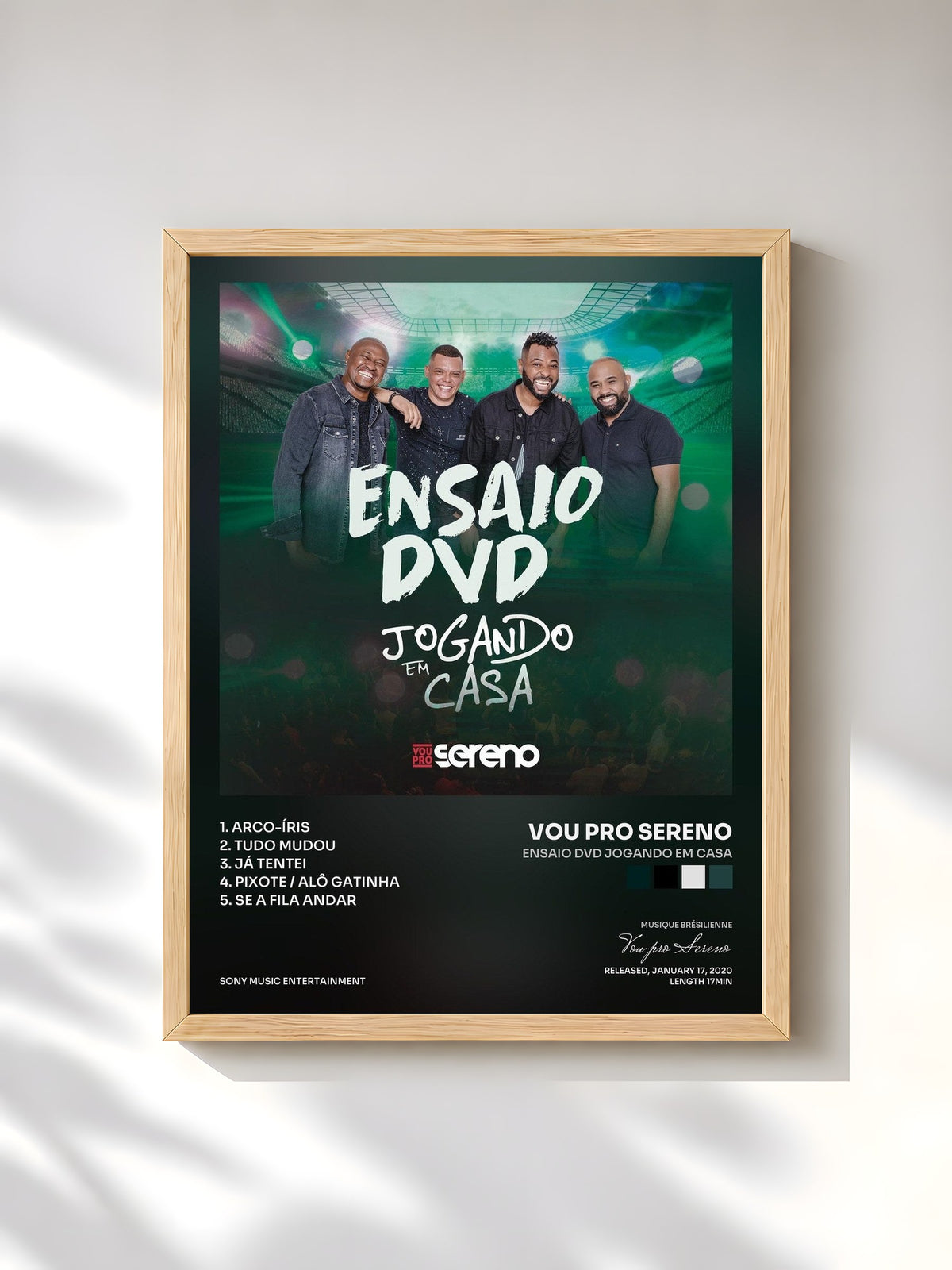 #bois Tableau de l'album Ensaio DVD Jogando em Casa de Vou pro Sereno, cadre en bois brut, imprimé et encadré en France