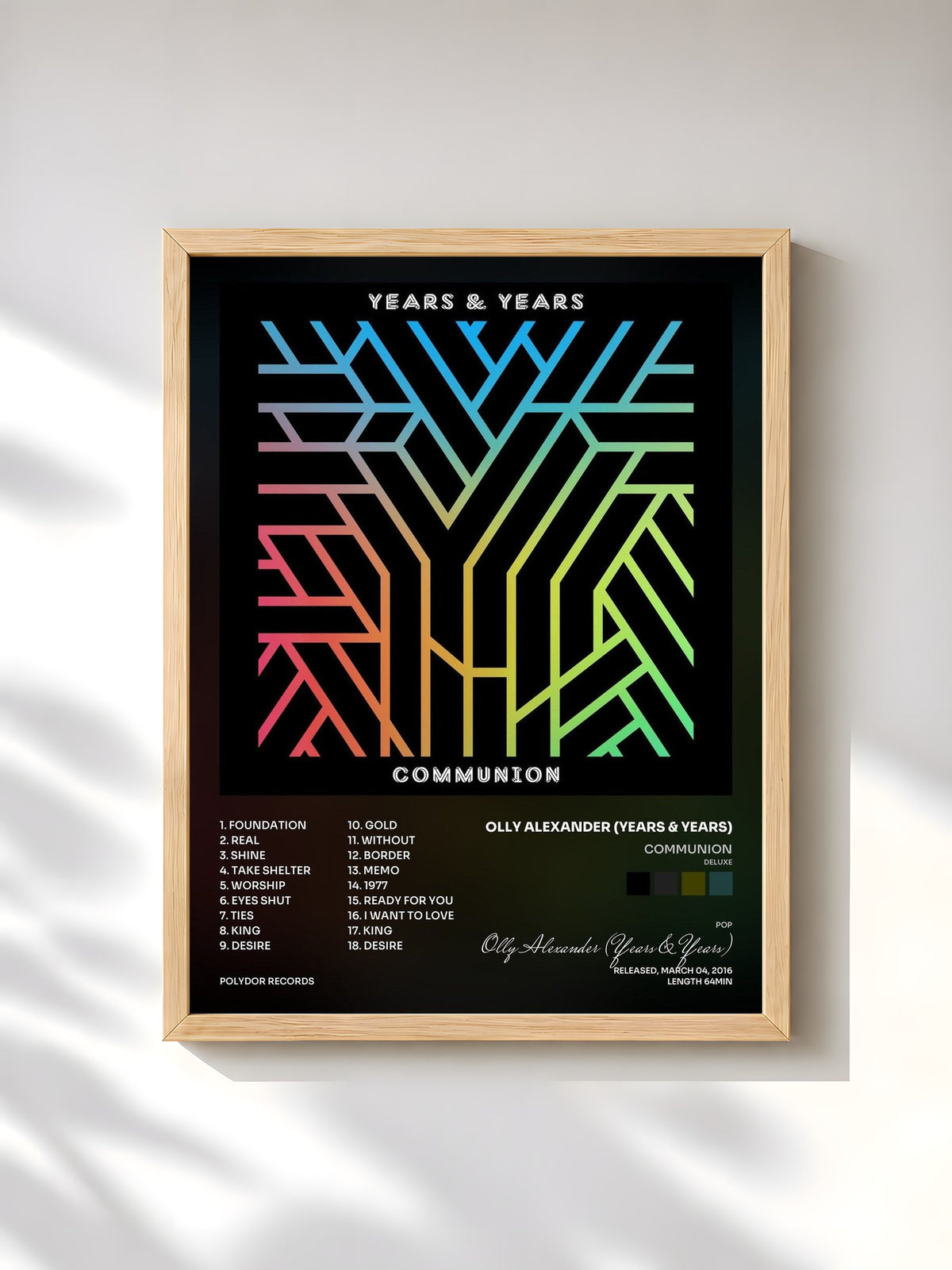 #bois Tableau de l'album Communion (Deluxe) de Olly Alexander (Years & Years), cadre en bois brut, imprimé et encadré en France
