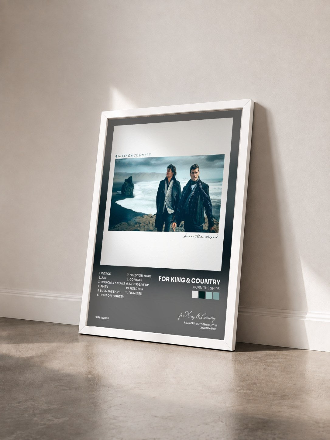#blanc Tableau de l'album Burn The Ships de for King & Country vu de trois quarts, cadre blanc