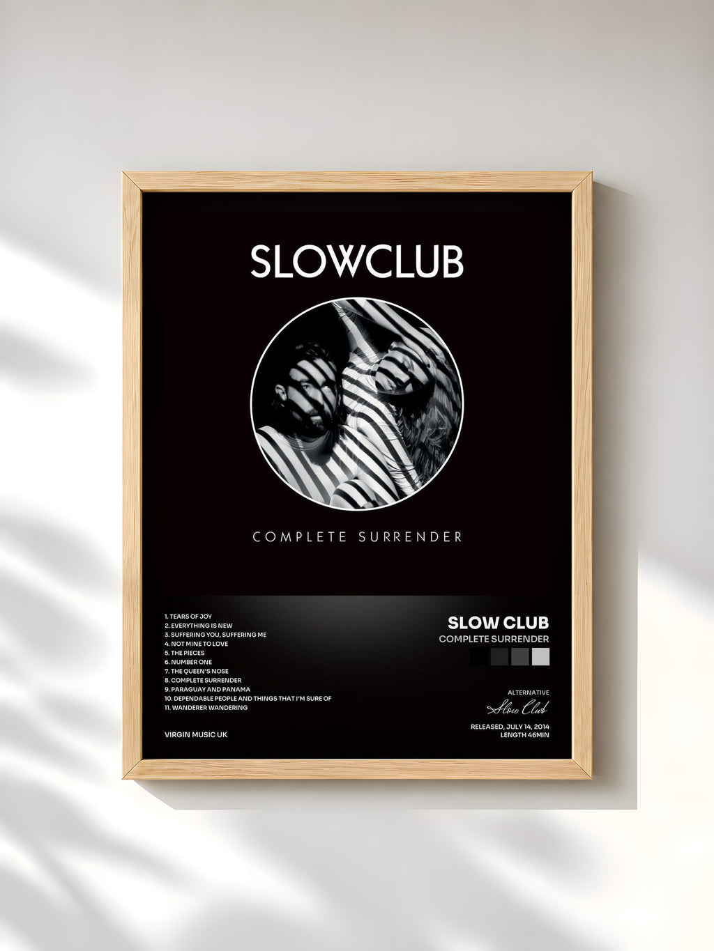 #bois Tableau de l'album Complete Surrender de Slow Club, cadre en bois brut, imprimé et encadré en France