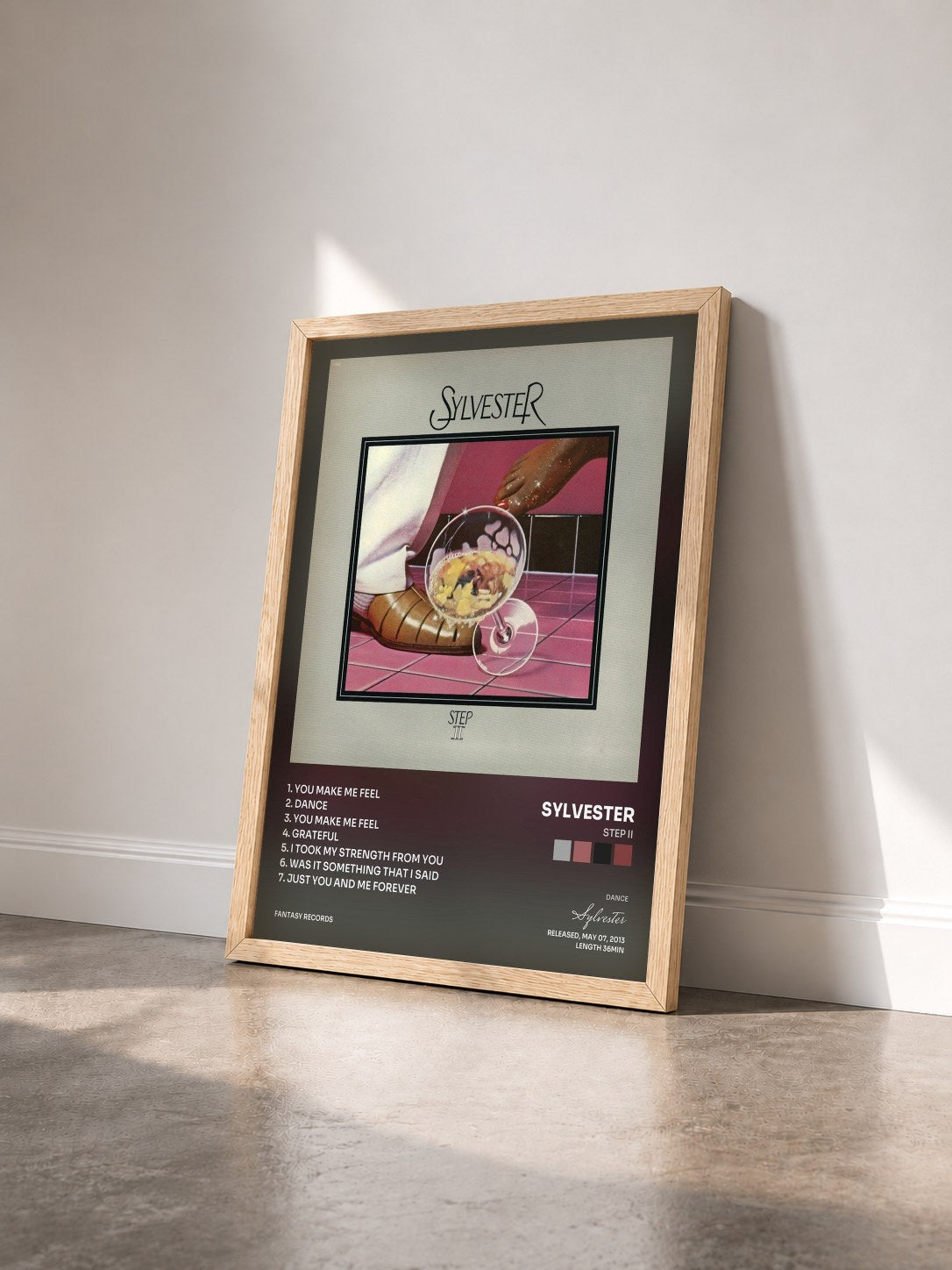 #bois Tableau de l'album Step II de Sylvester vu de trois quarts, cadre en bois brut