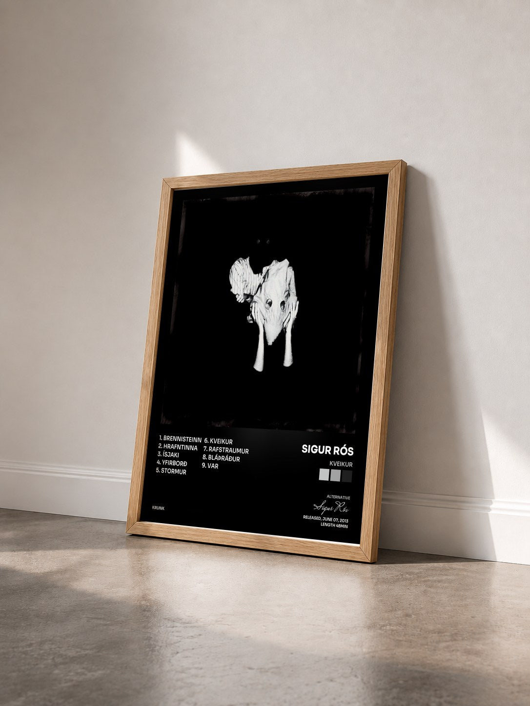 #bois Tableau de l'album Kveikur de Sigur Rós vu de trois quarts, cadre en bois brut
