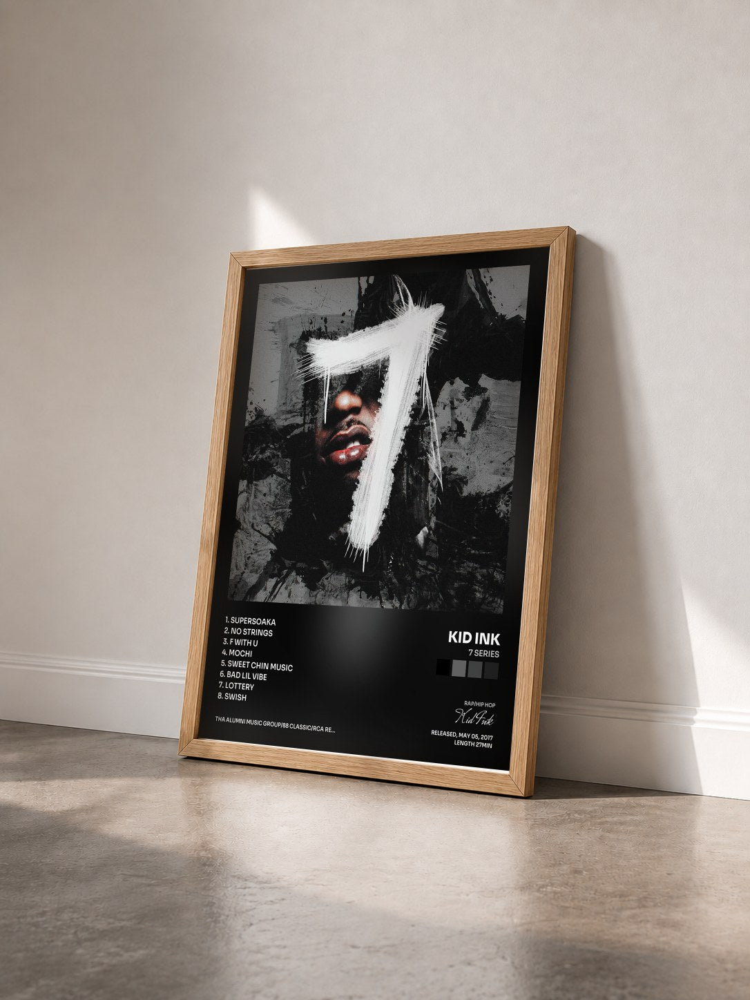 #bois Tableau de l'album 7 Series de Kid Ink vu de trois quarts, cadre en bois brut