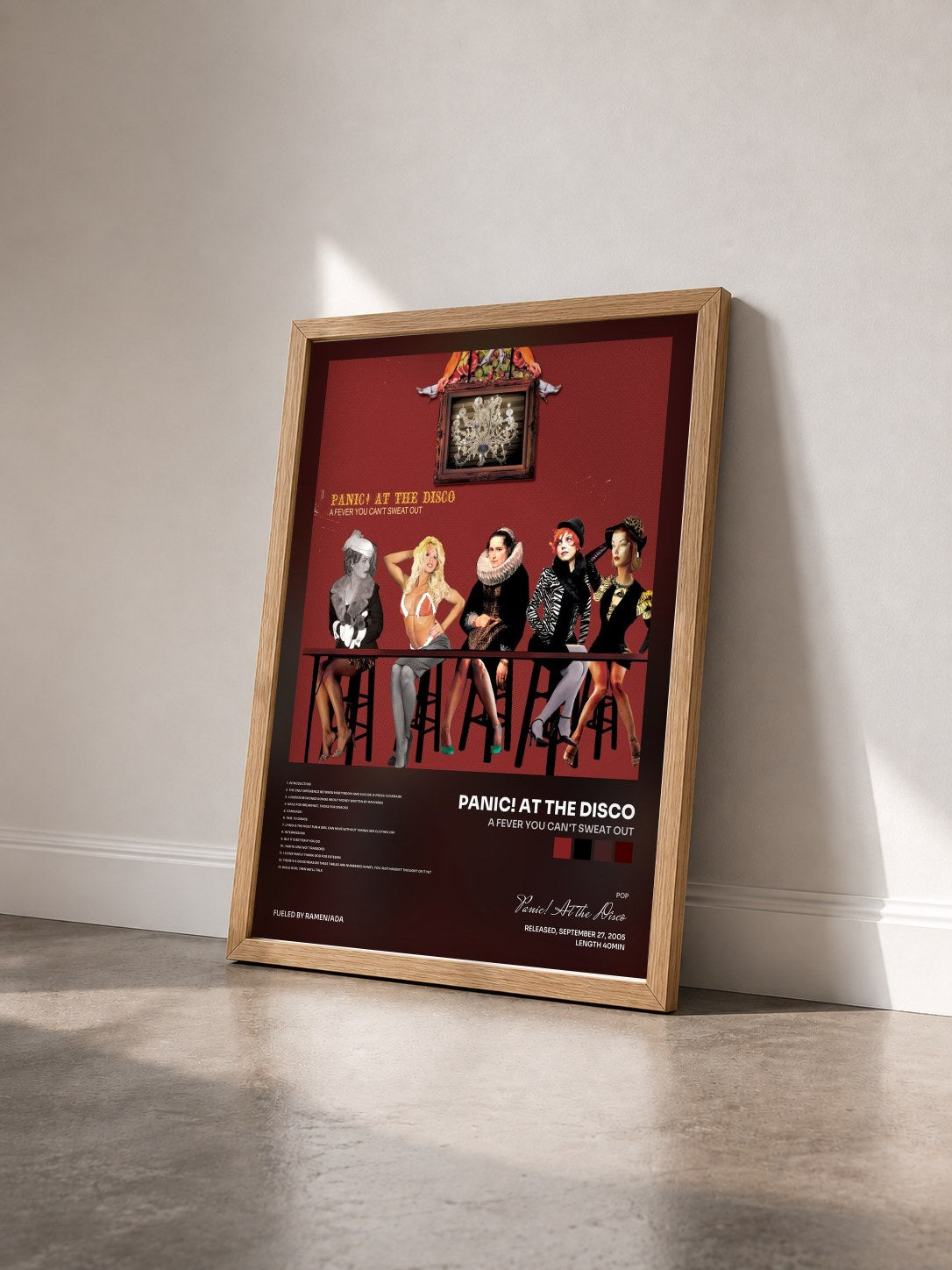#bois Tableau de l'album A Fever You Can't Sweat Out de Panic! At the Disco vu de trois quarts, cadre en bois brut