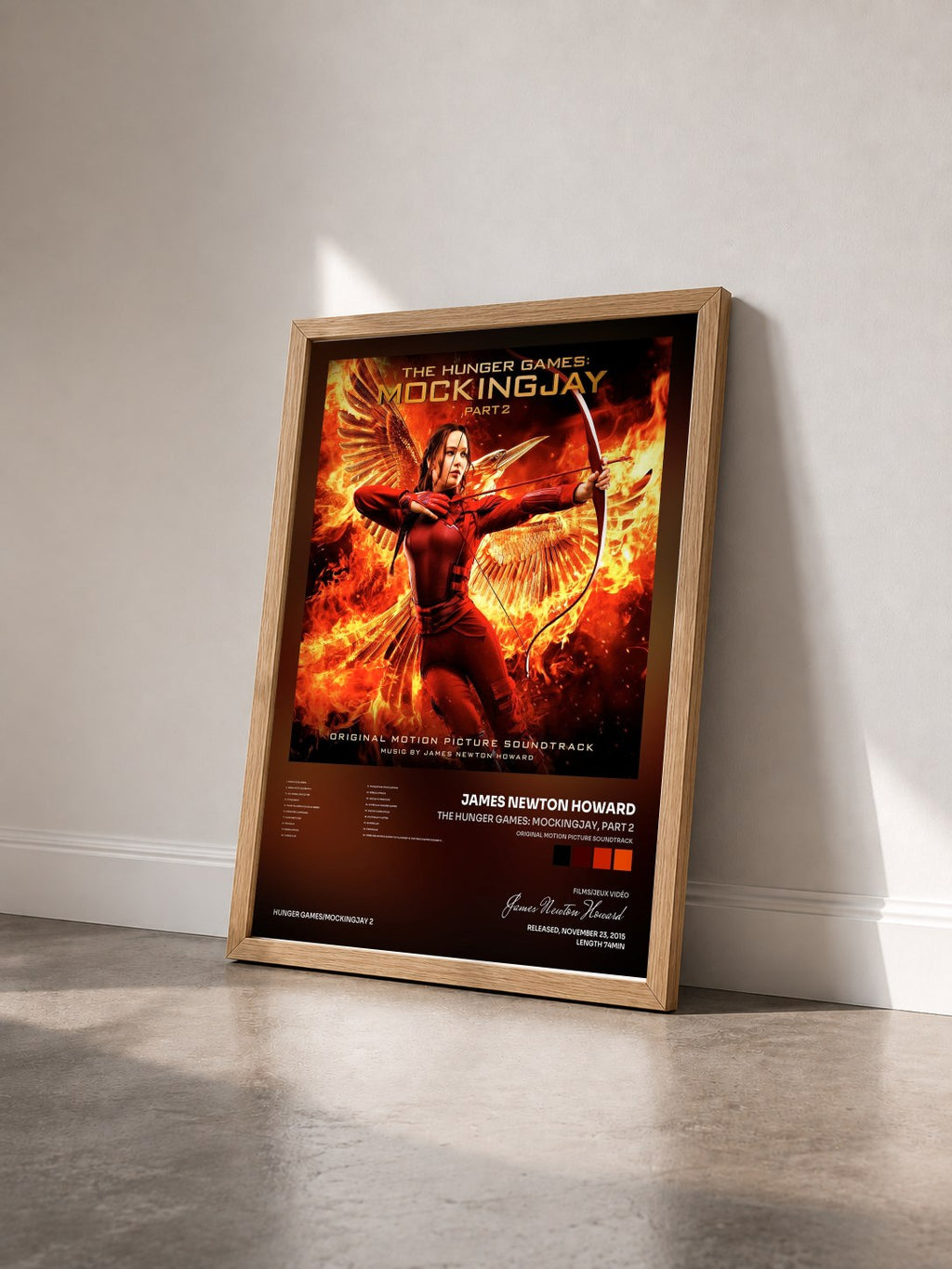 #bois Tableau de l'album The Hunger Games: Mockingjay, Part 2 (Original Motion Picture Soundtrack) de James Newton Howard vu de trois quarts, cadre en bois brut