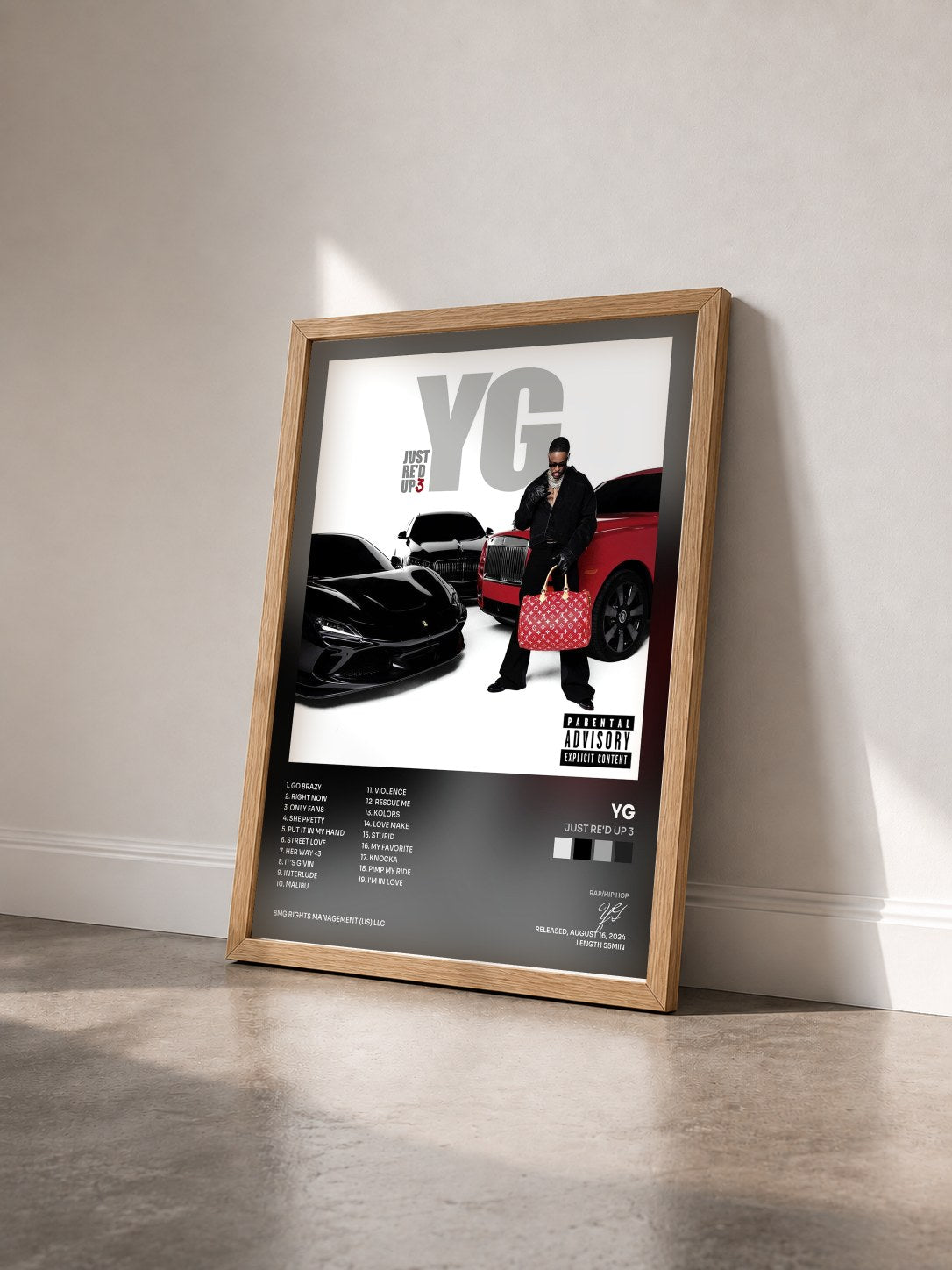 #bois Tableau de l'album JUST RE'D UP 3 de YG vu de trois quarts, cadre en bois brut